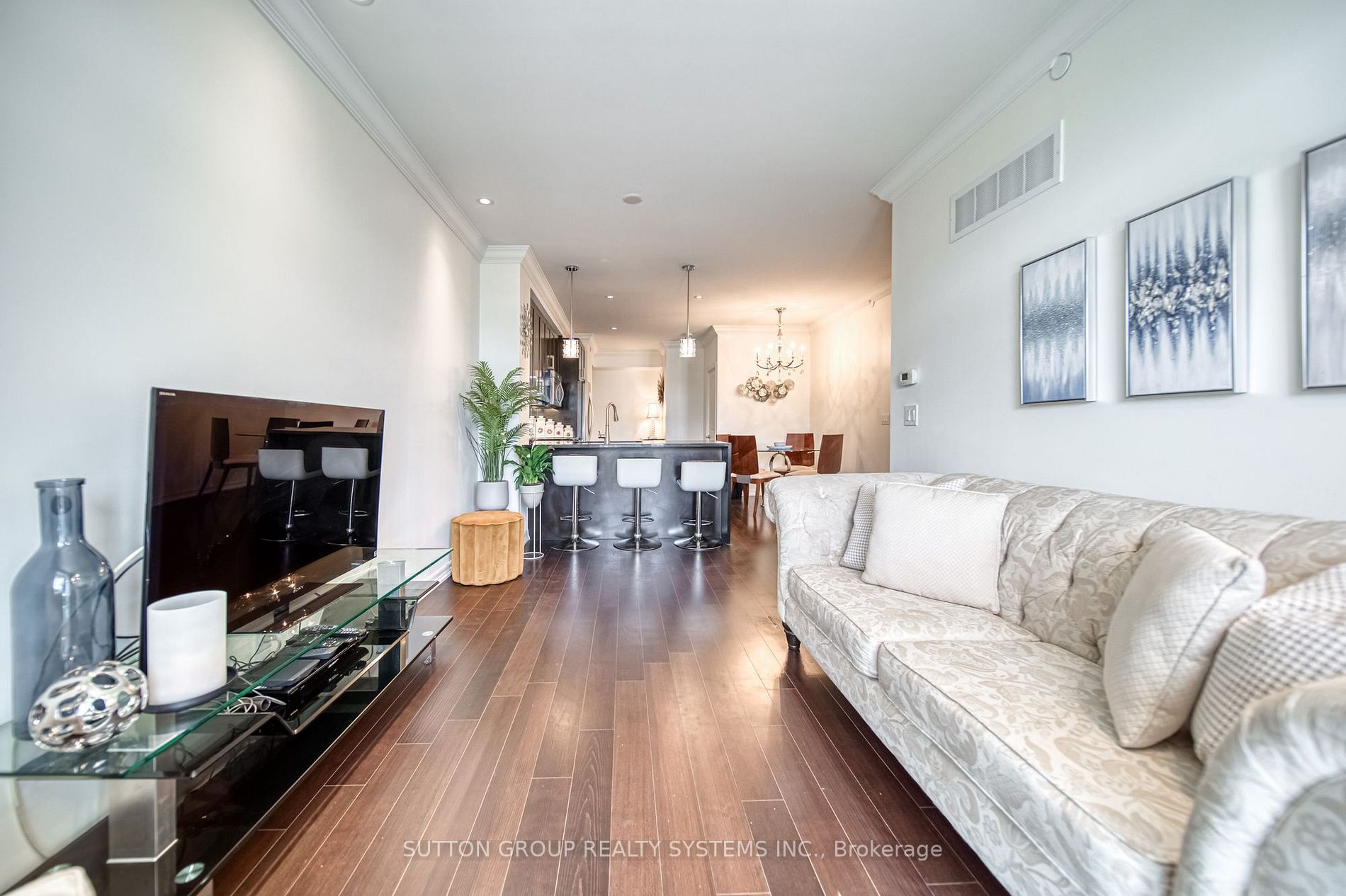 3563 Lake Shore Blvd W, #304