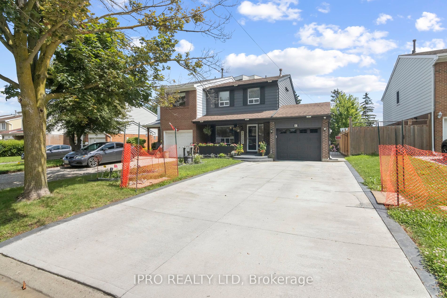 80 Longbourne Crescent