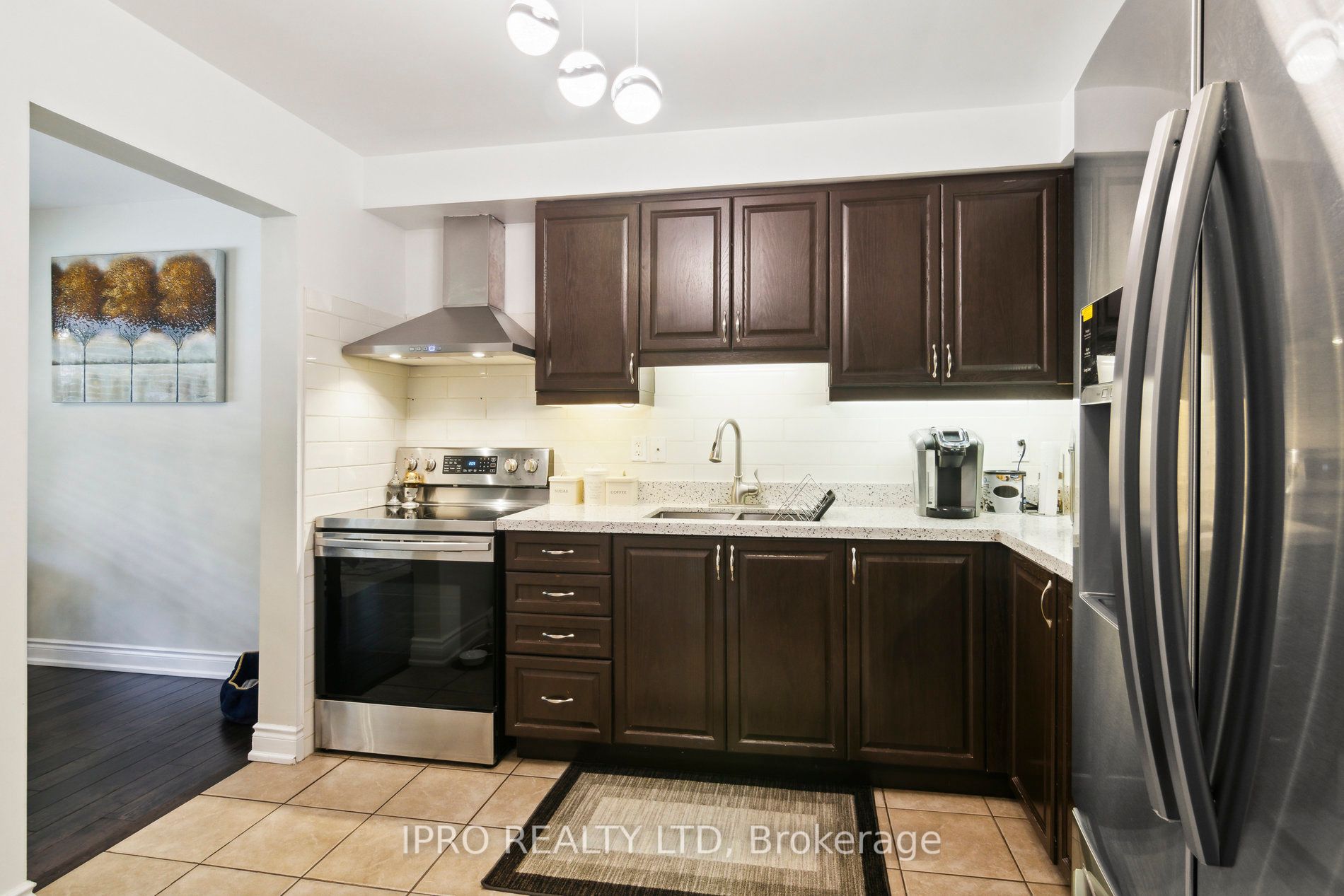 80 Longbourne Crescent