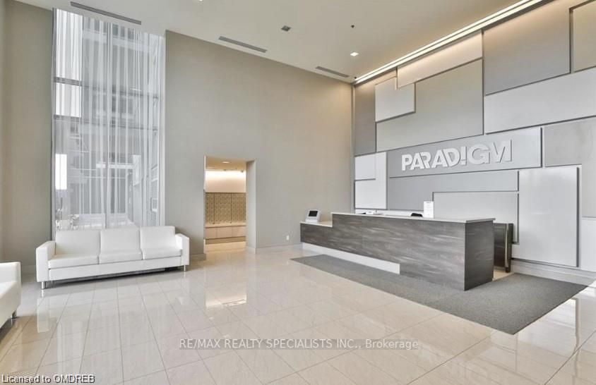 2093 Fairview Street, #2008