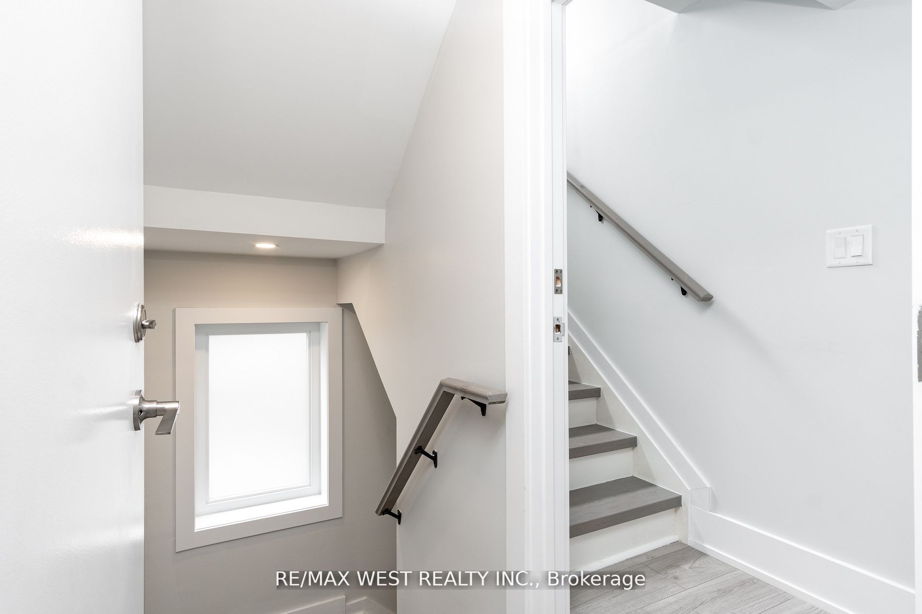 23 Radford Avenue