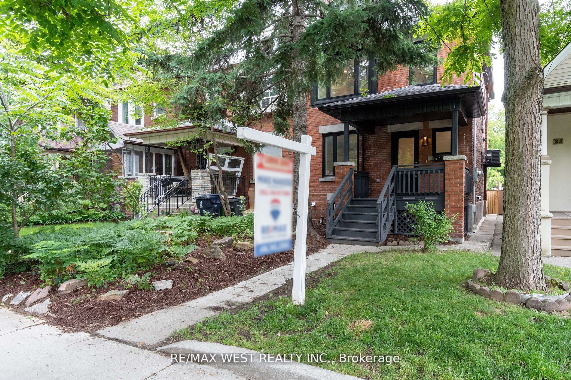 23 Radford Avenue