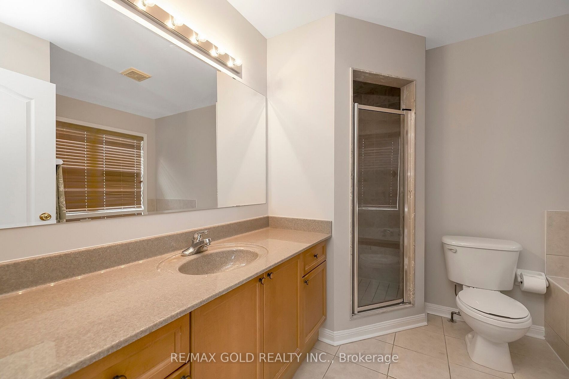 65 Sugarhill Dr