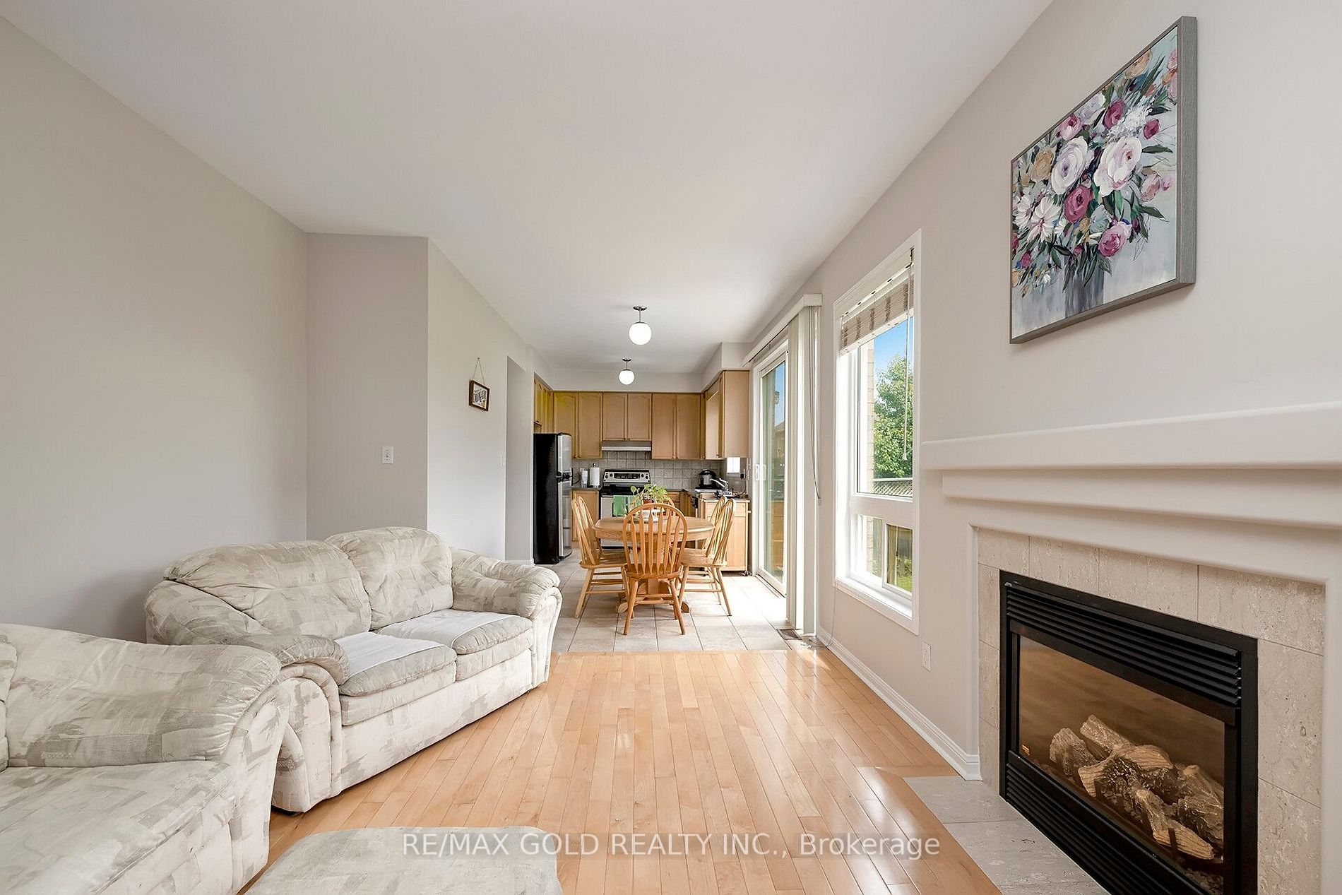 65 Sugarhill Dr
