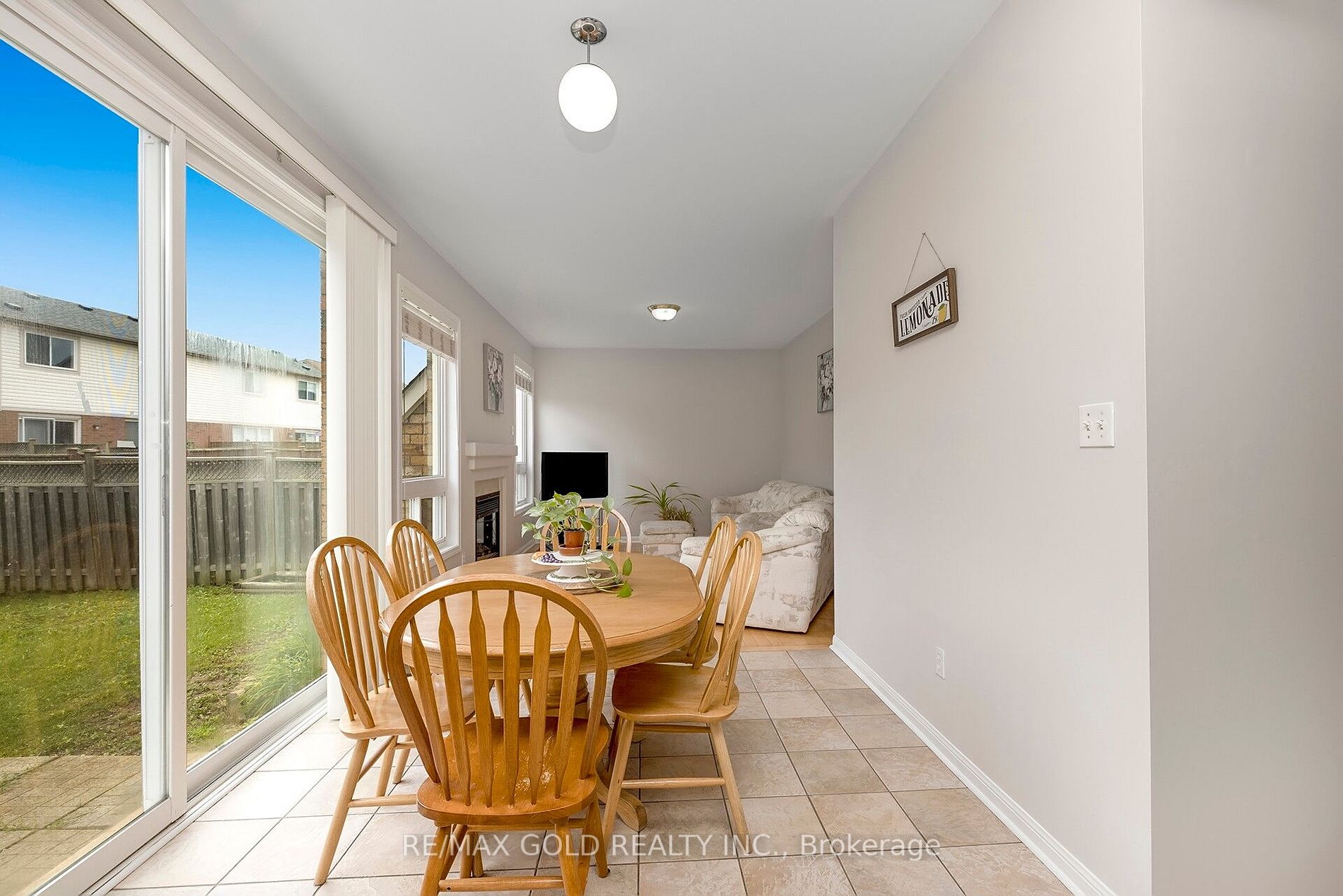 65 Sugarhill Dr