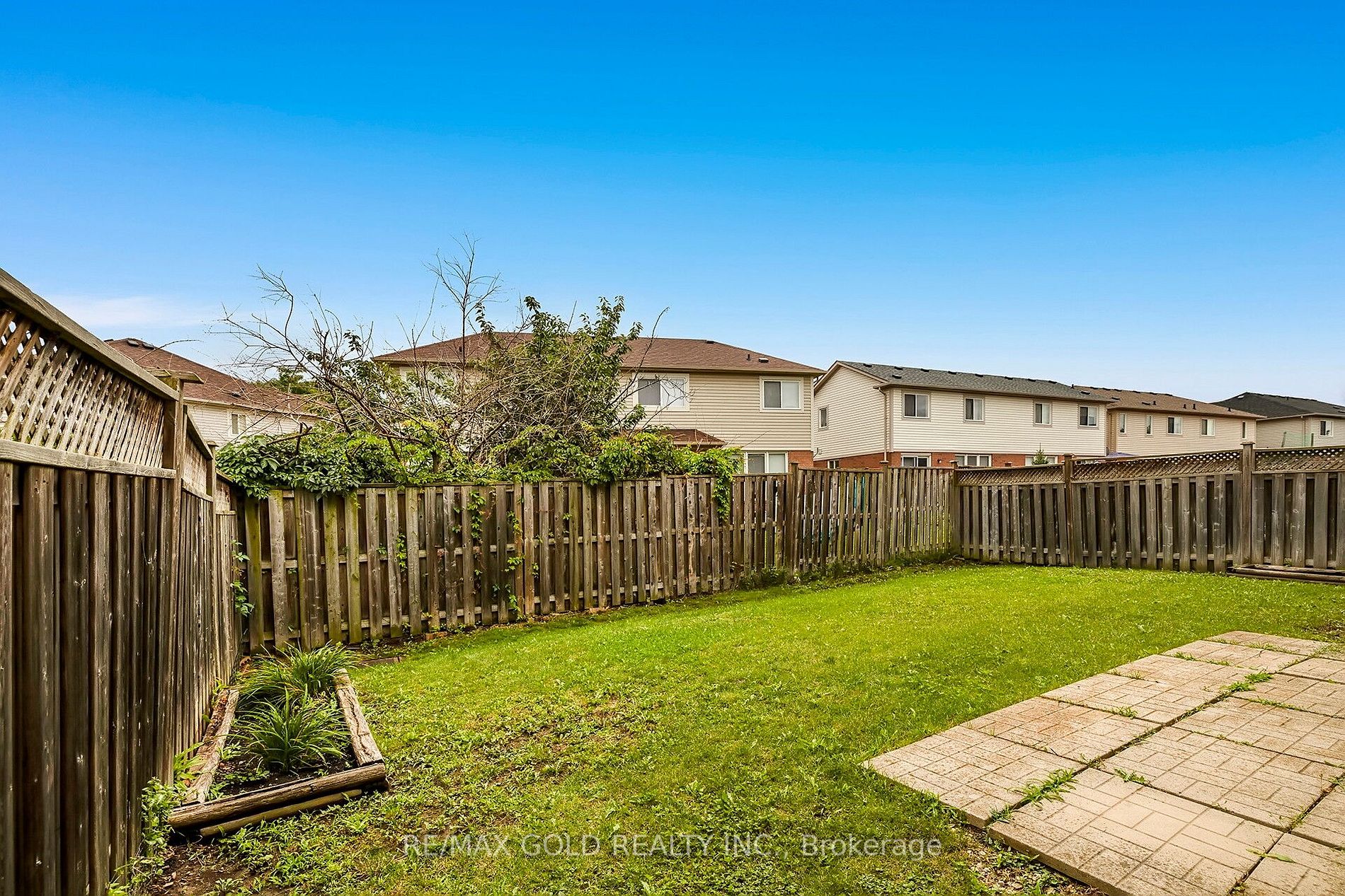 65 Sugarhill Dr