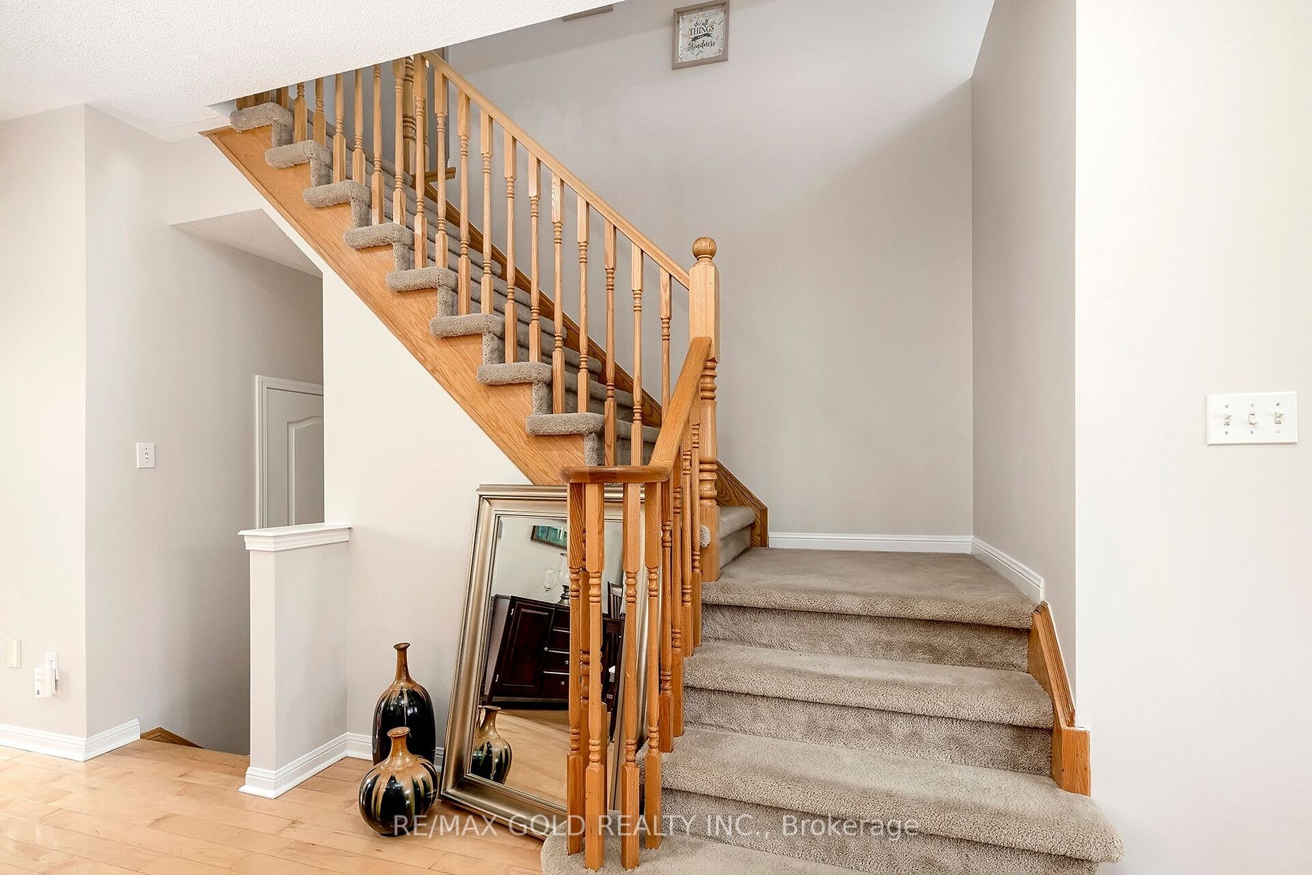 65 Sugarhill Dr