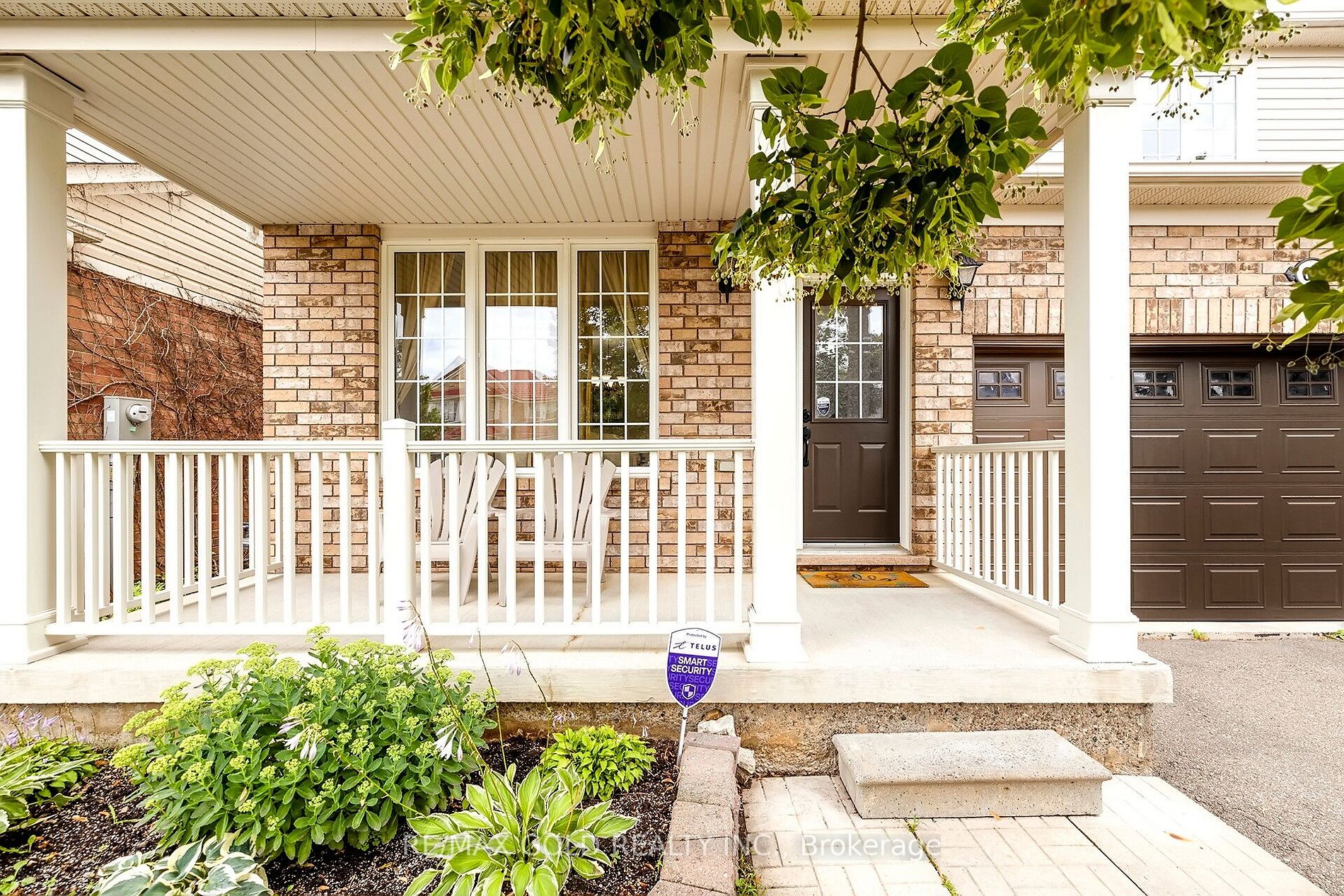 65 Sugarhill Dr