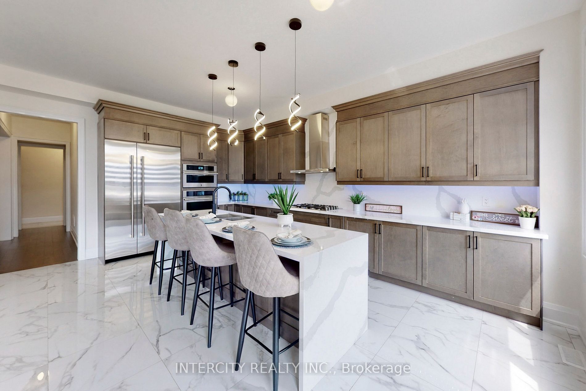 62 Royal Fern Cres