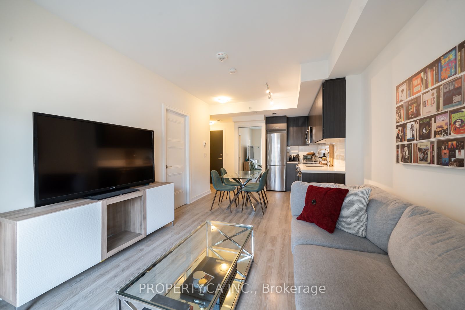 Listing W6702868 - Large Photo # 3