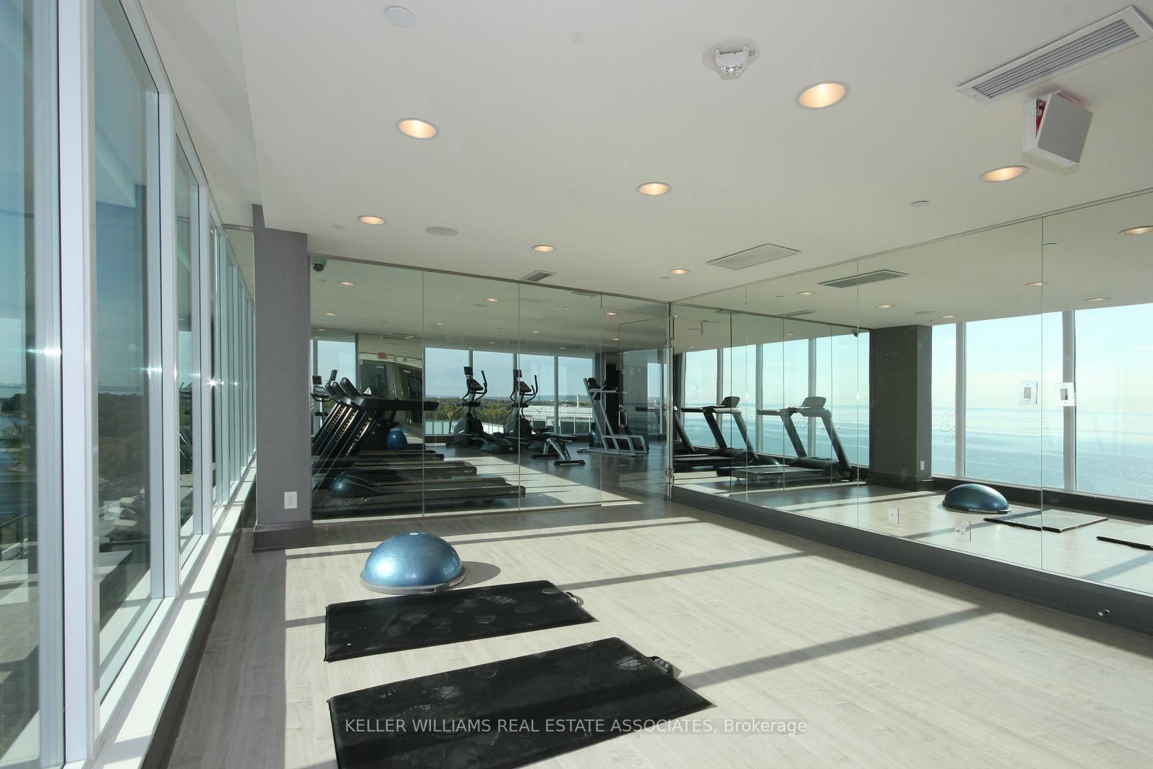 11 Bronte Rd, #413