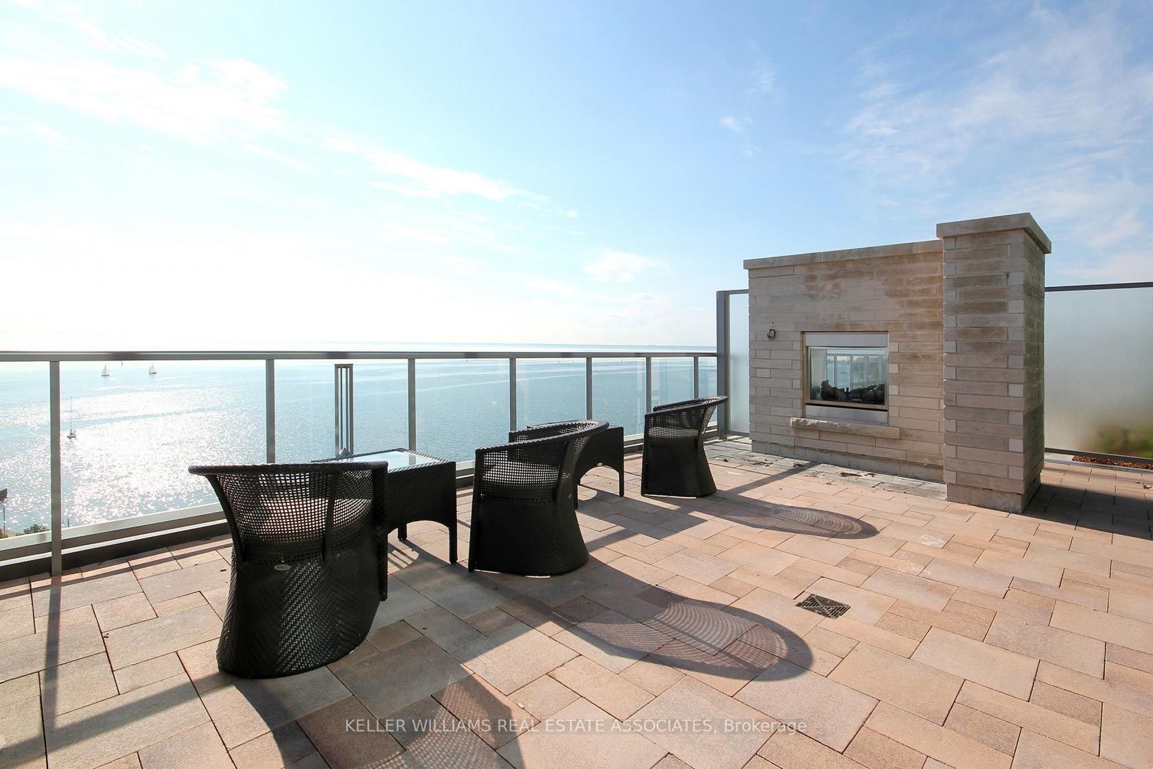 11 Bronte Rd, #413