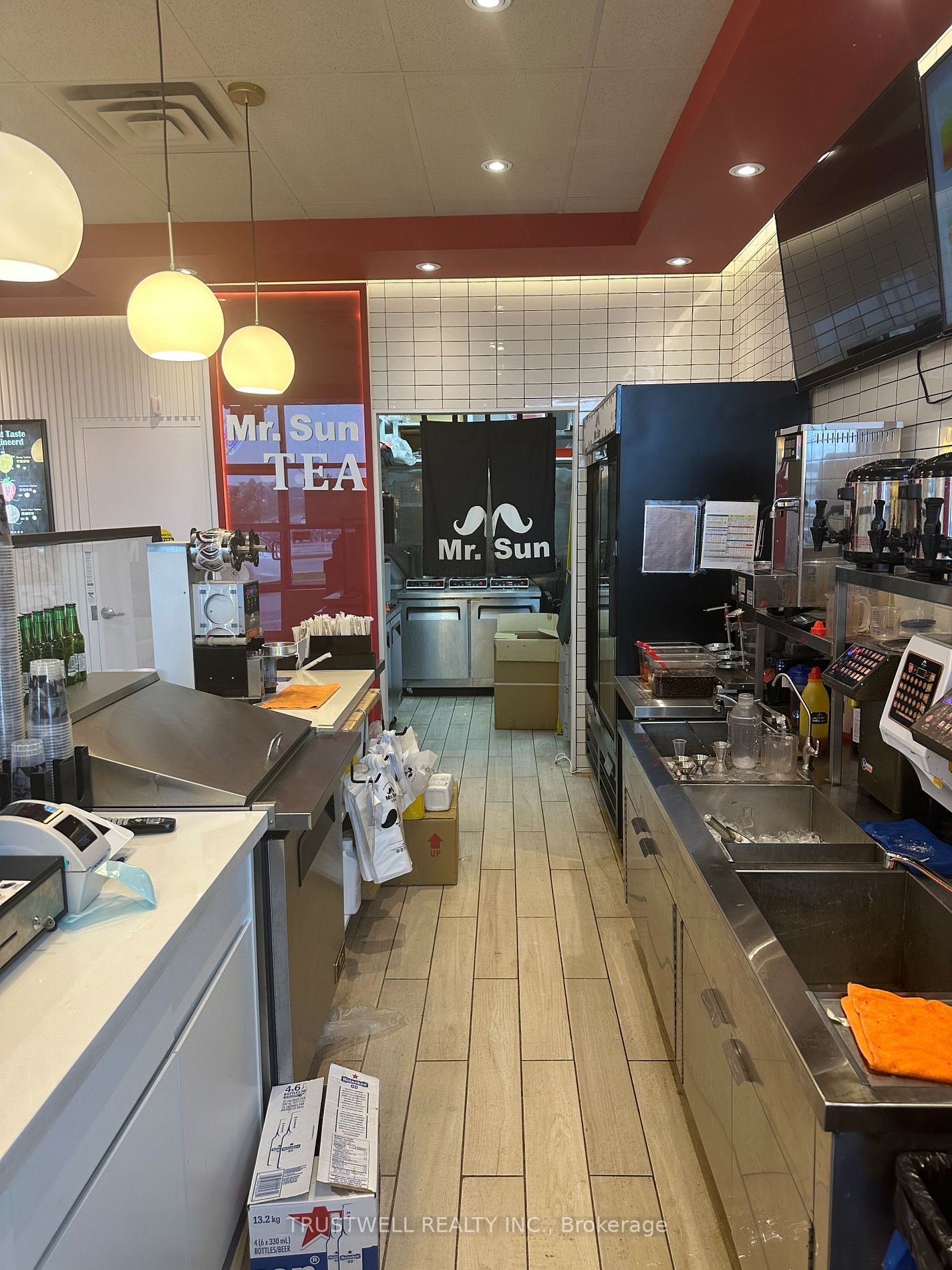 380 Dundas St E, #D6