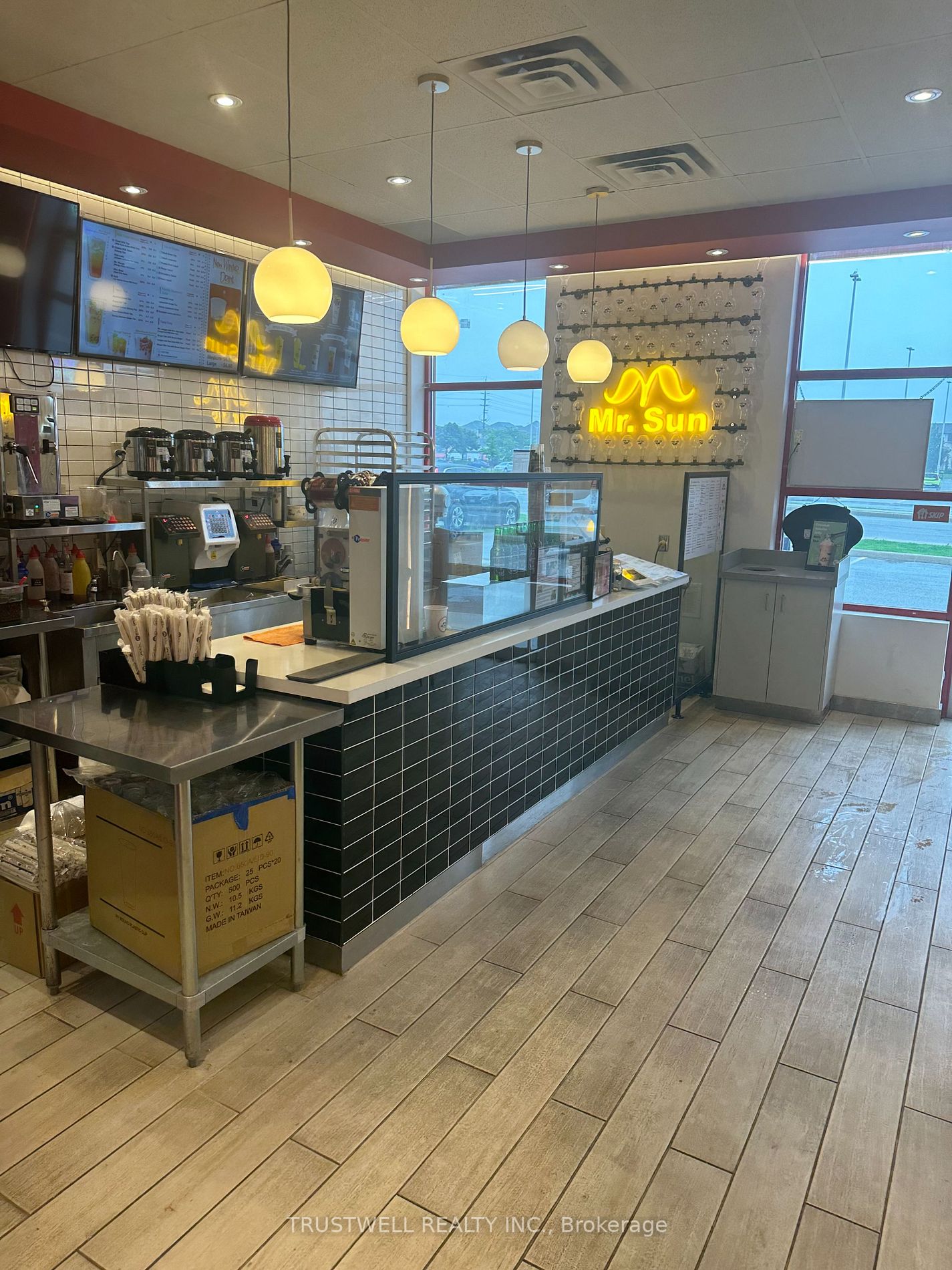 380 Dundas St E, #D6