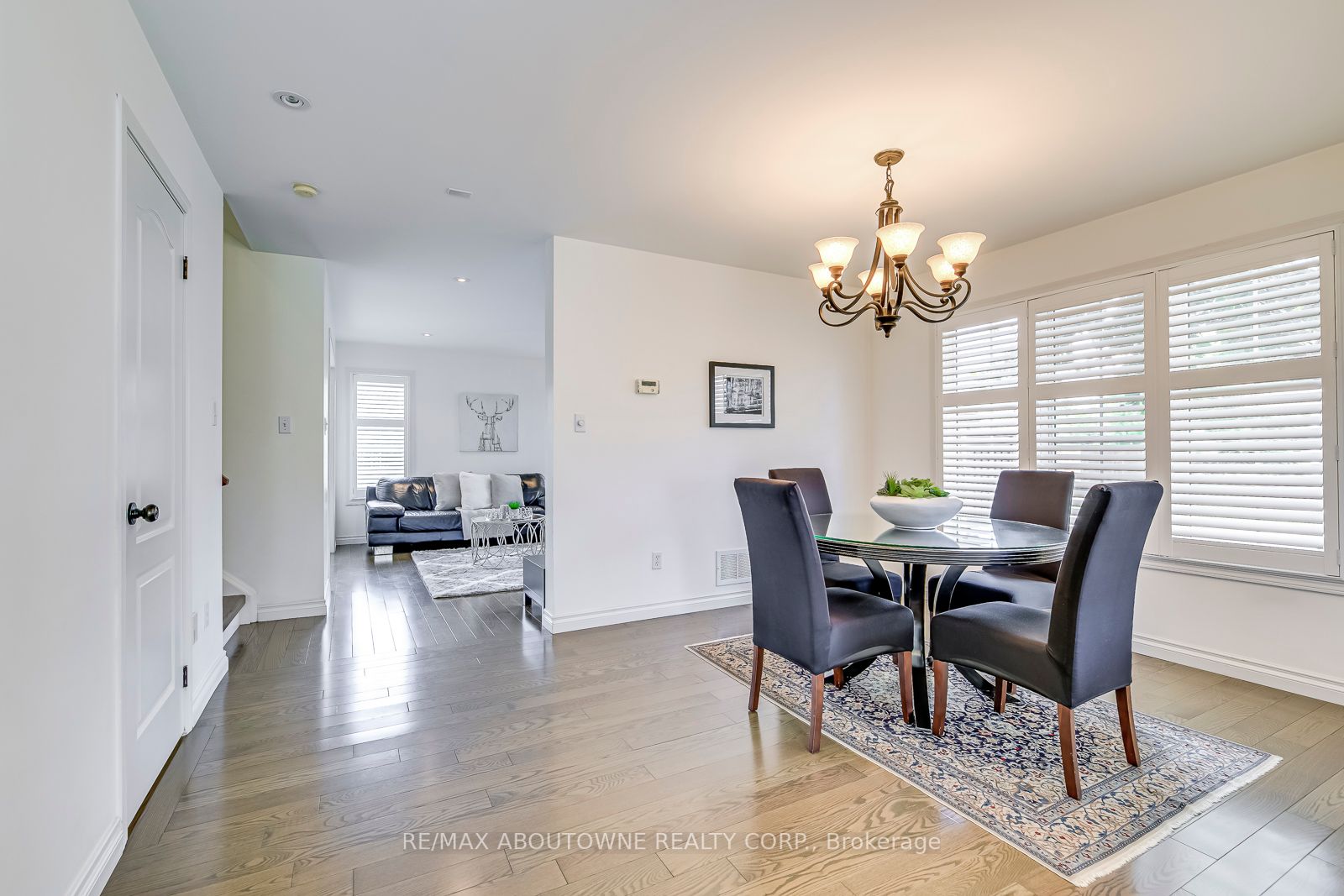 2328 Calloway Dr