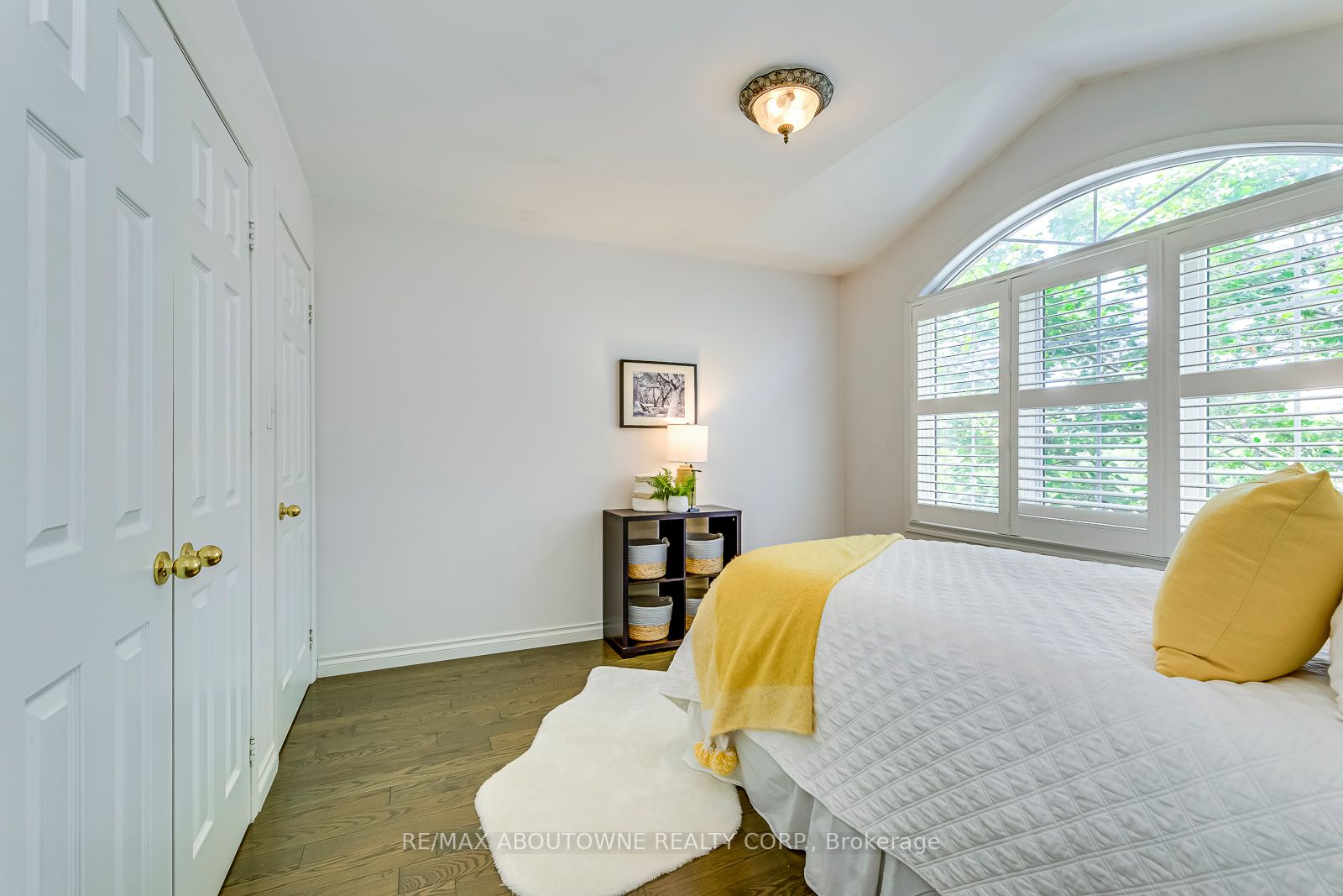 2328 Calloway Dr