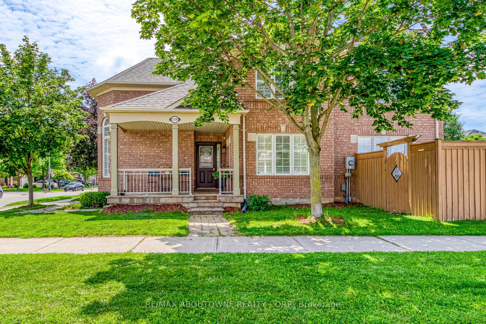 2328 Calloway Dr