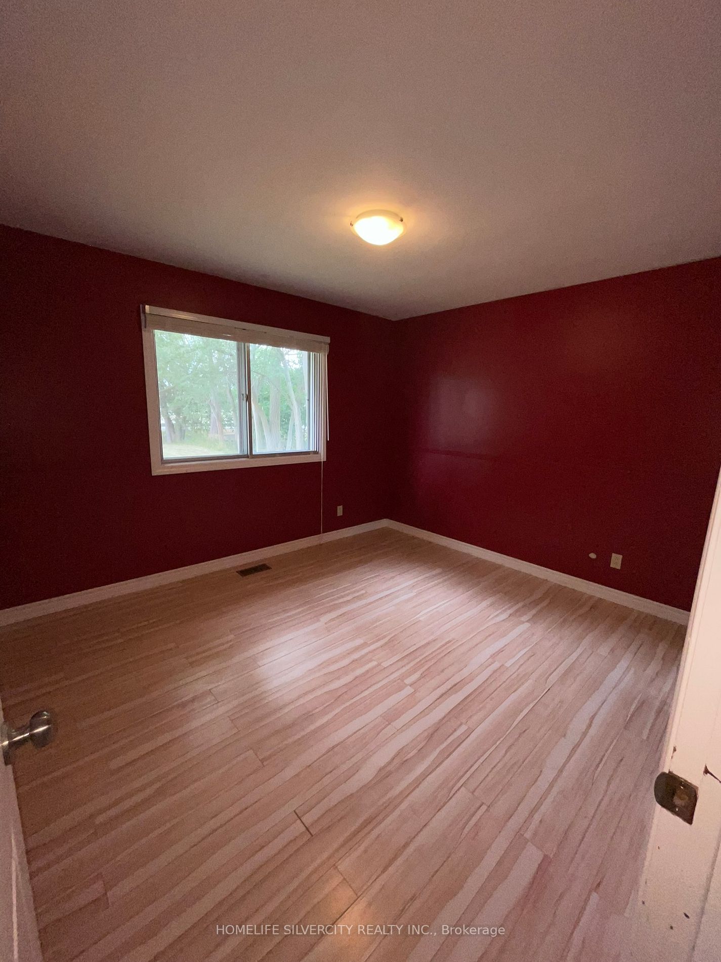 Listing W6703752 - Large Photo # 8