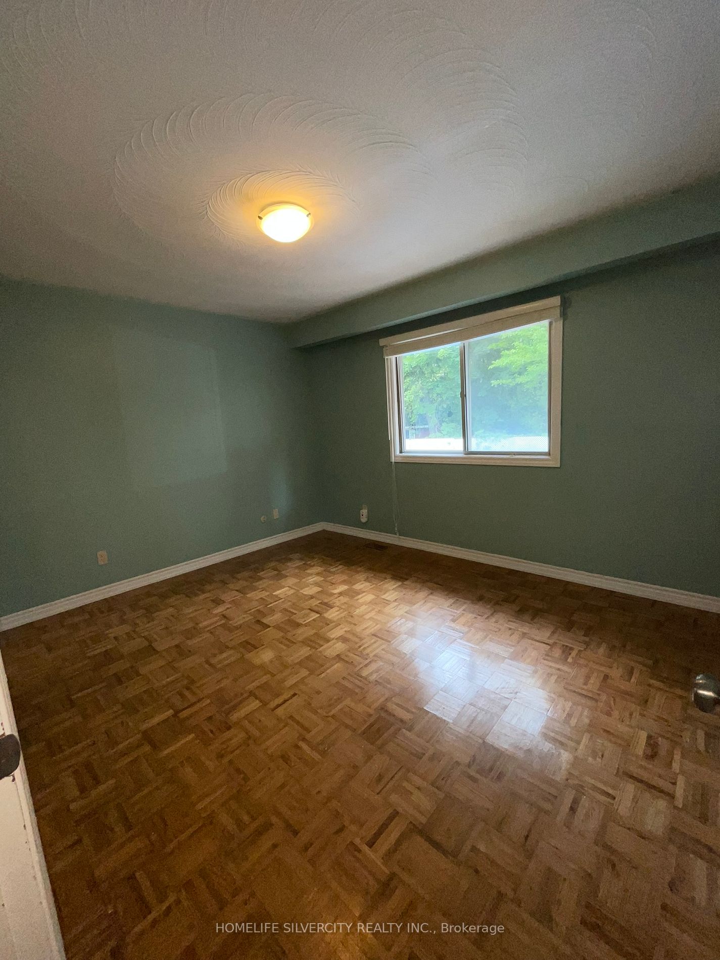 Listing W6703752 - Large Photo # 7