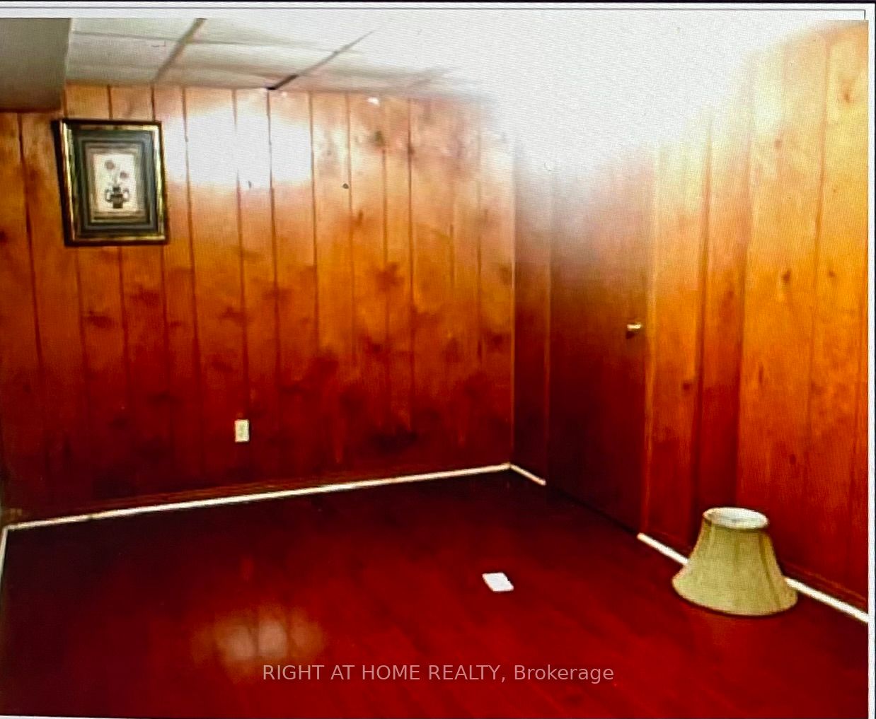 16 Lone Oak Ave