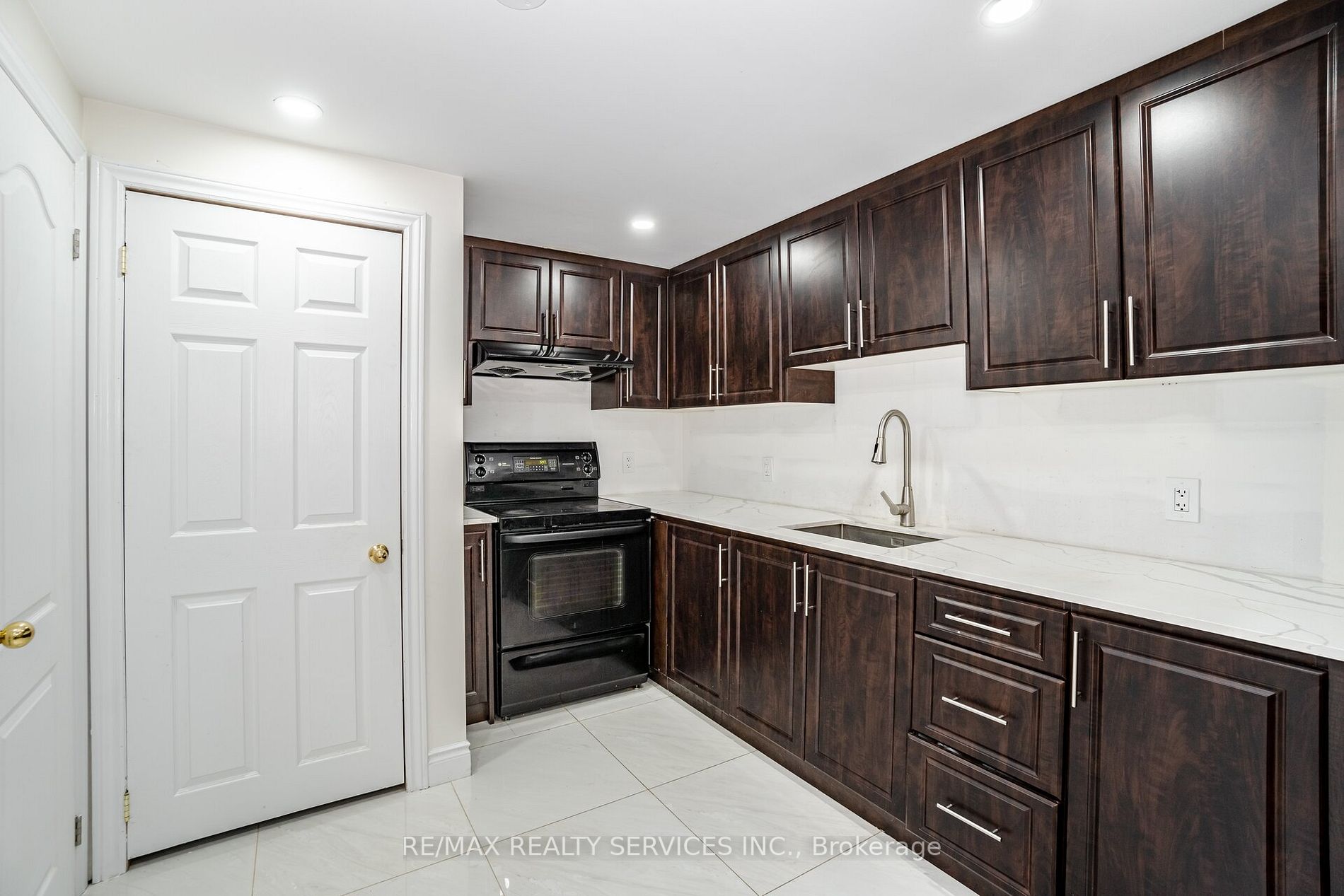 Listing W6703876 - Large Photo # 29