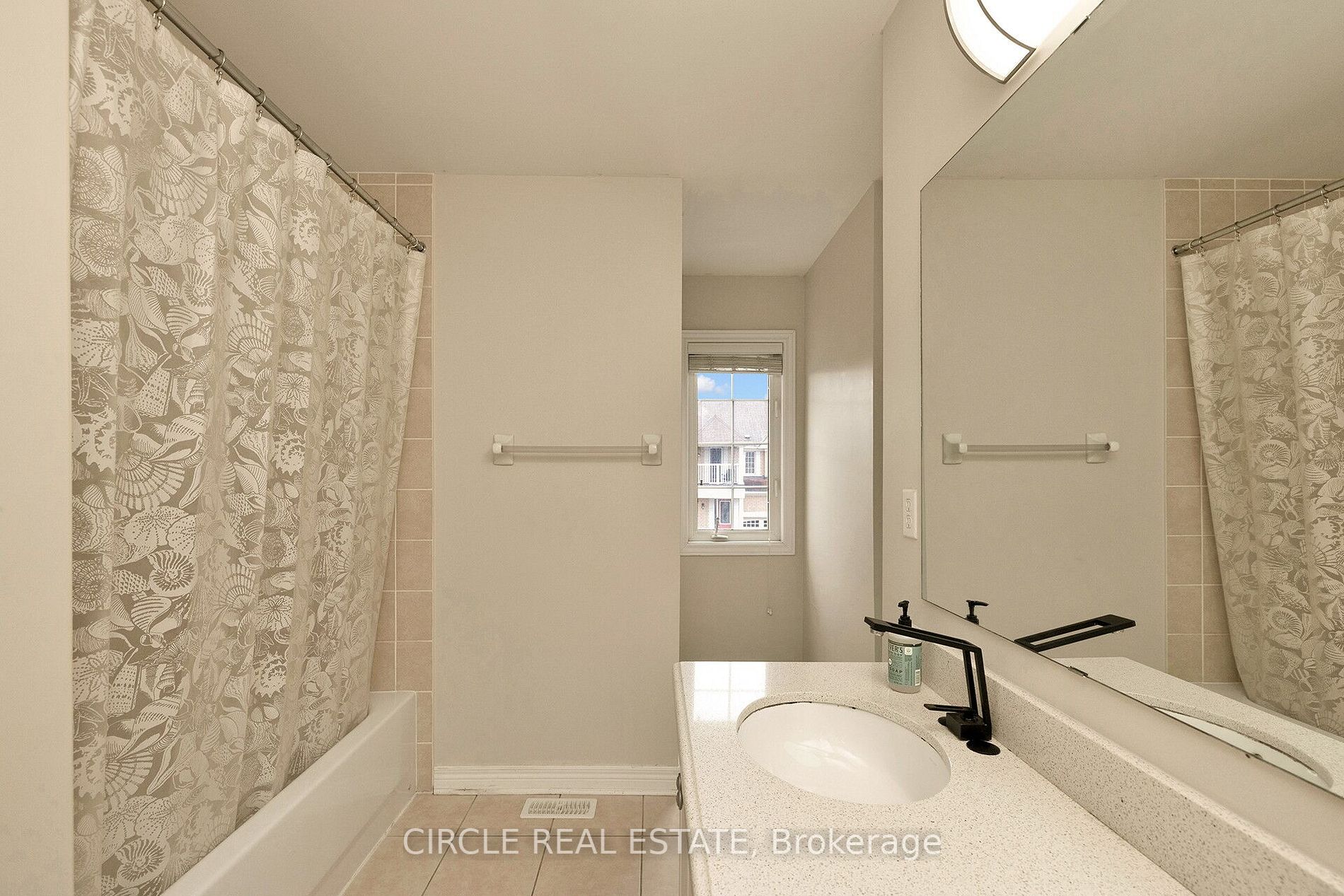 25 Lanebrook Drive