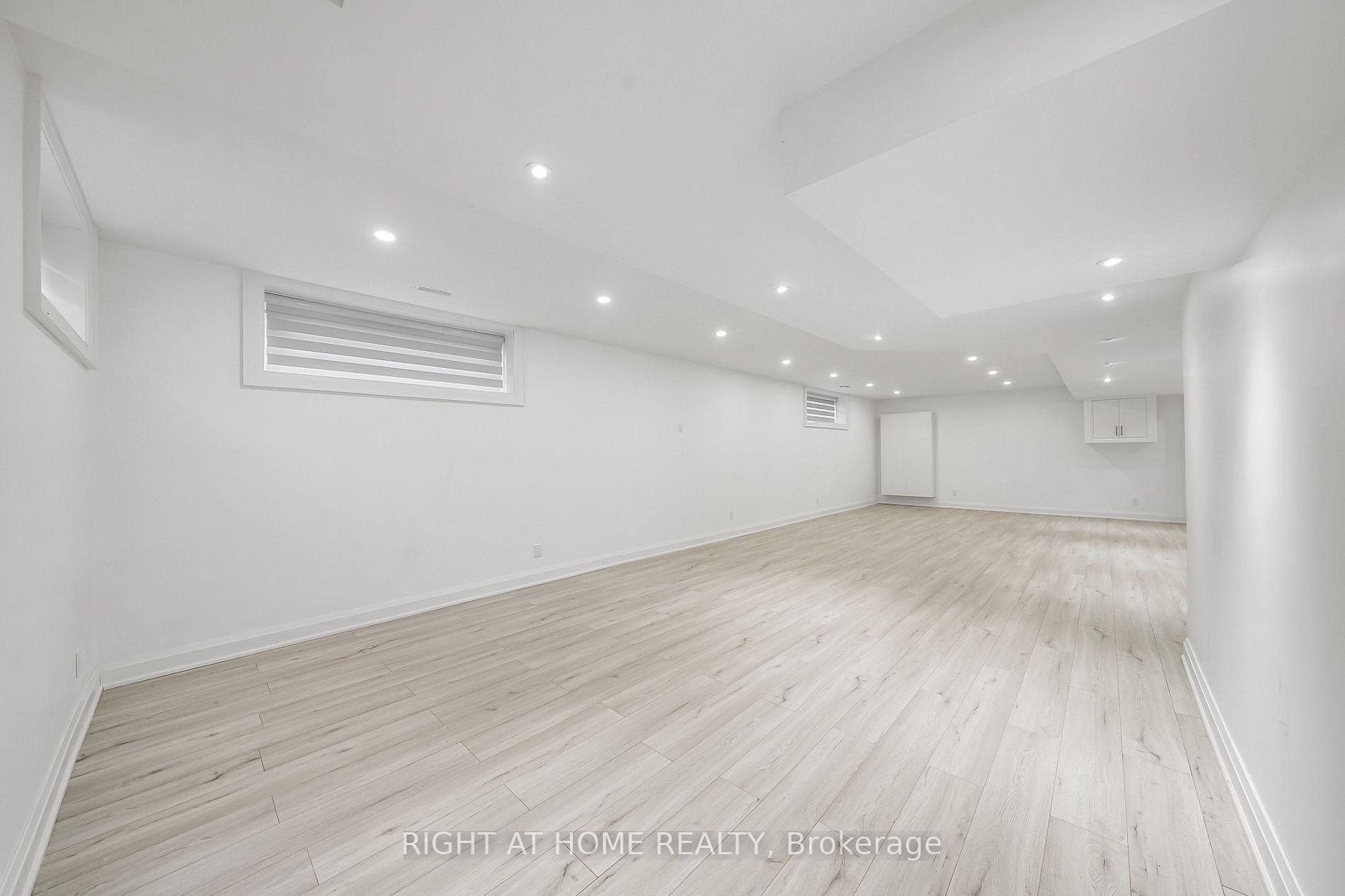 246 Edenbridge Drive