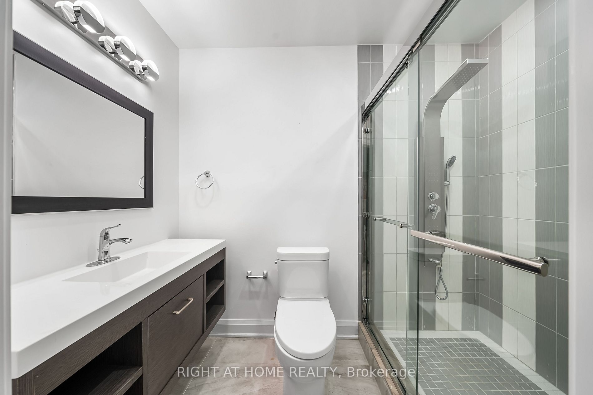 246 Edenbridge Drive