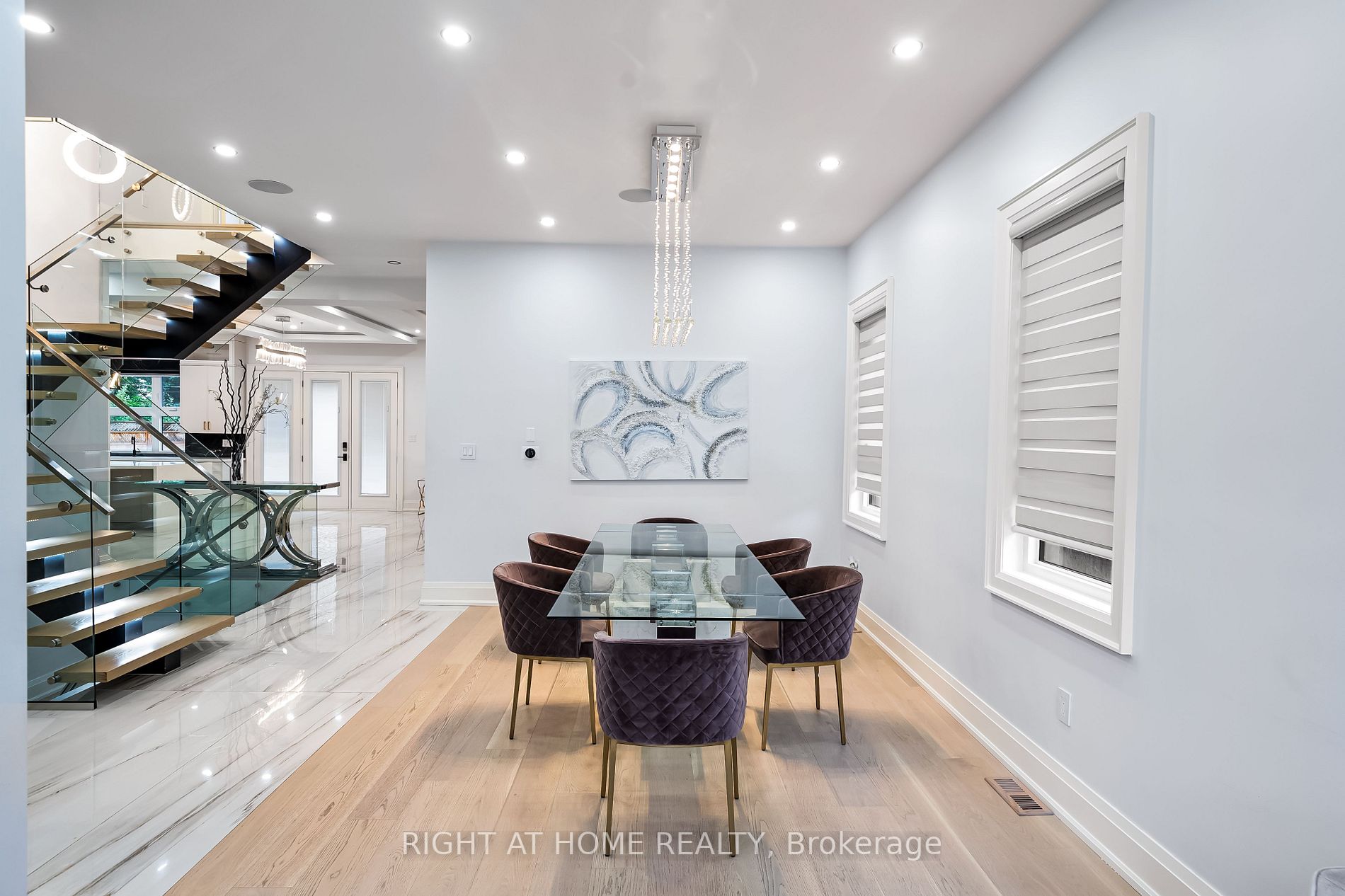 246 Edenbridge Drive