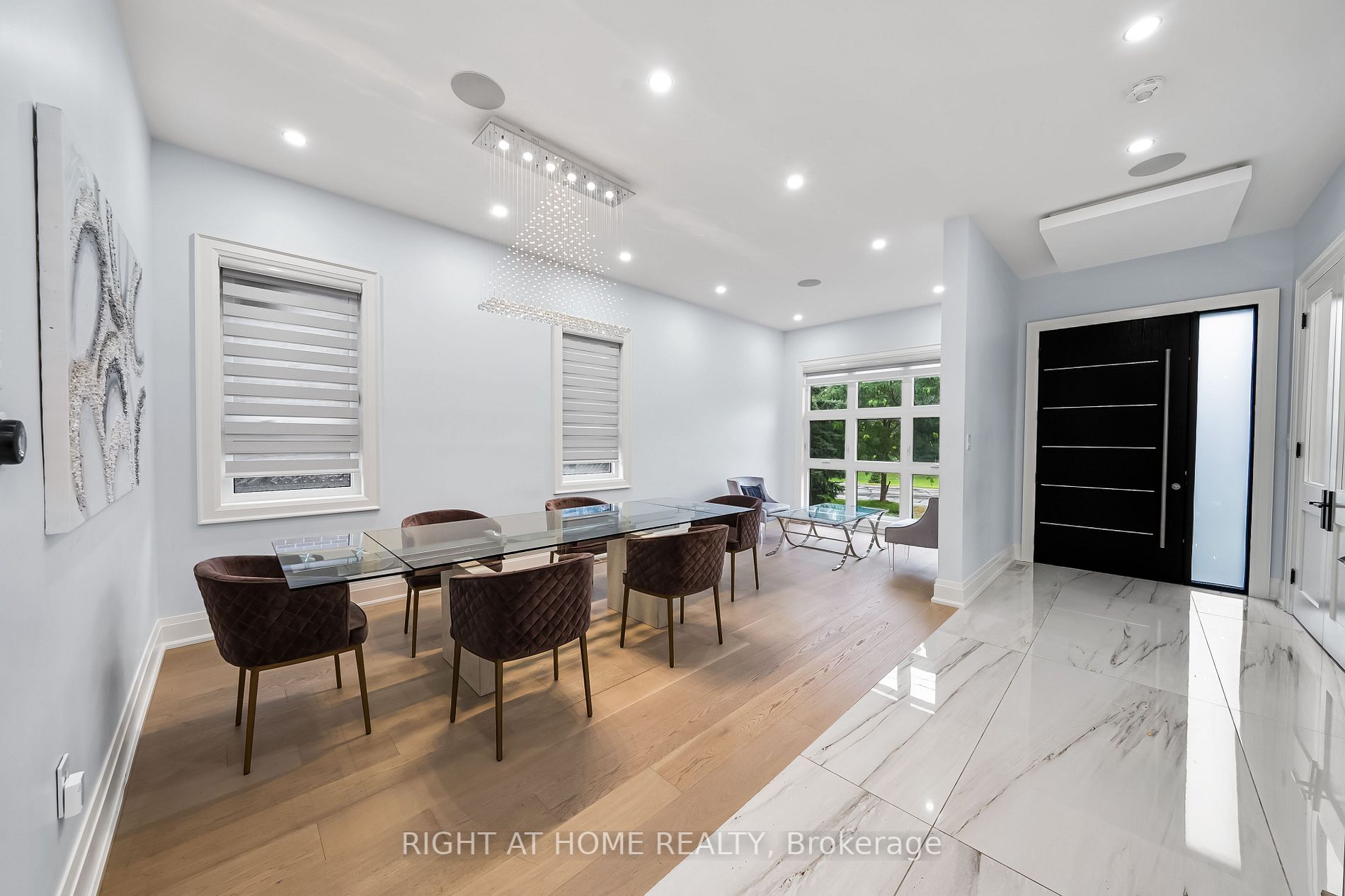 246 Edenbridge Drive
