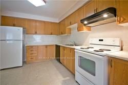 37 Wickstead Crt, #37