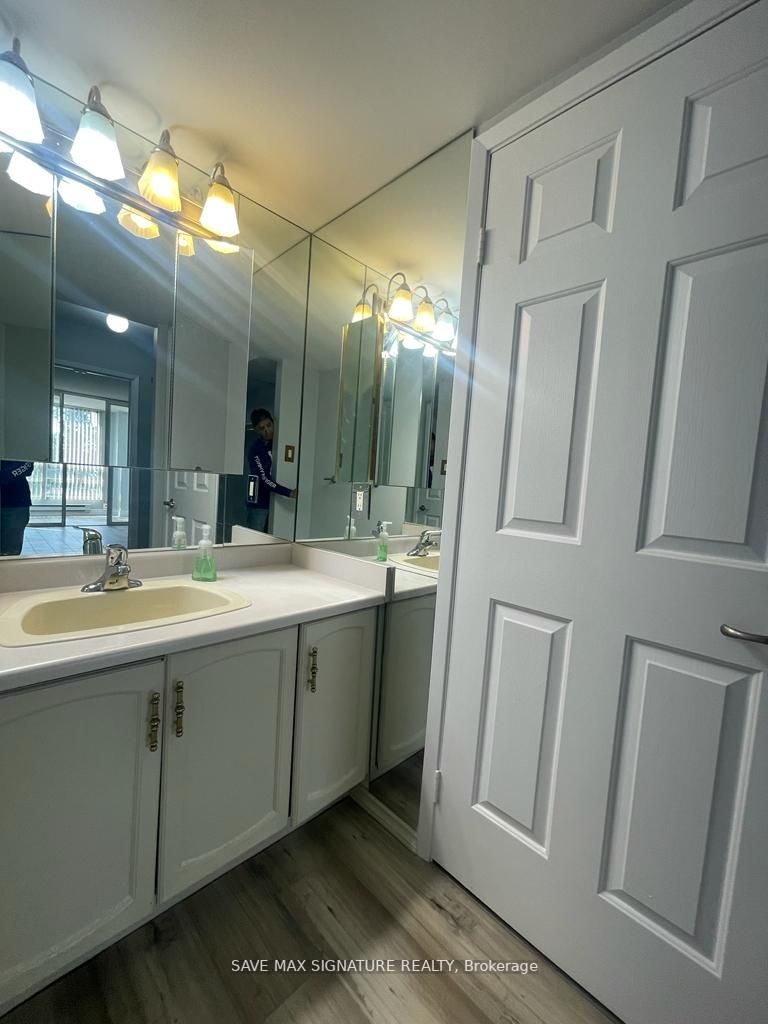310 Mill St, #206