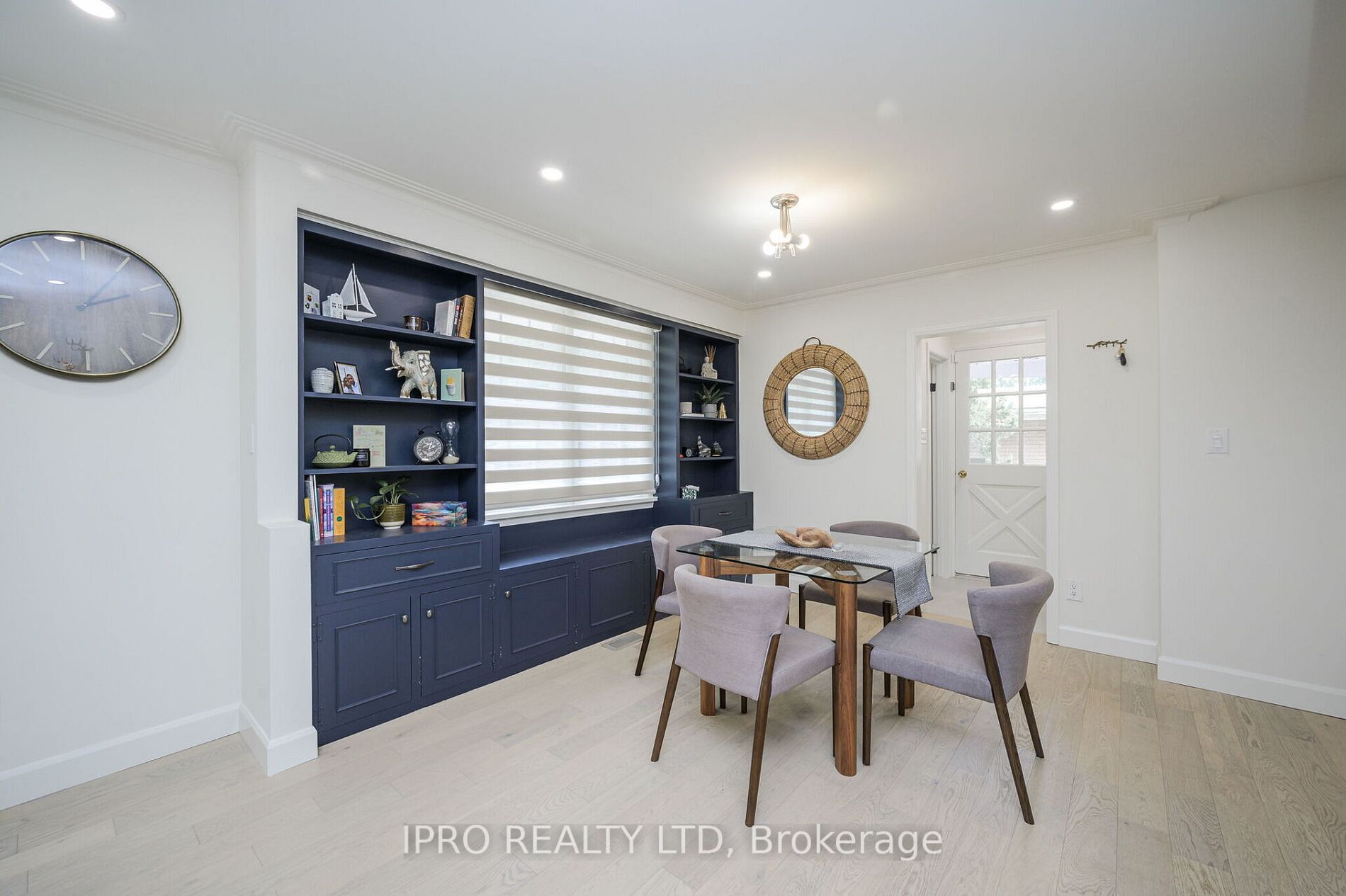 253 Appleby Line