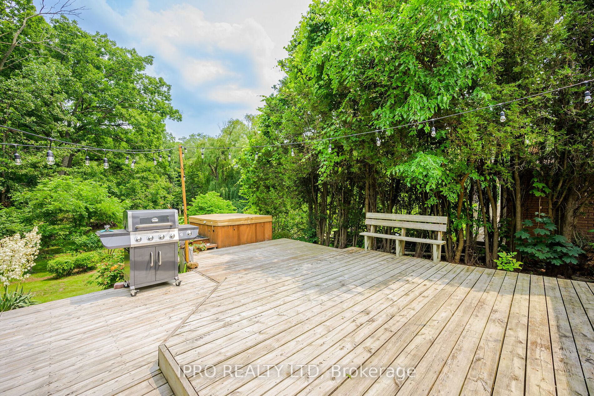 253 Appleby Line