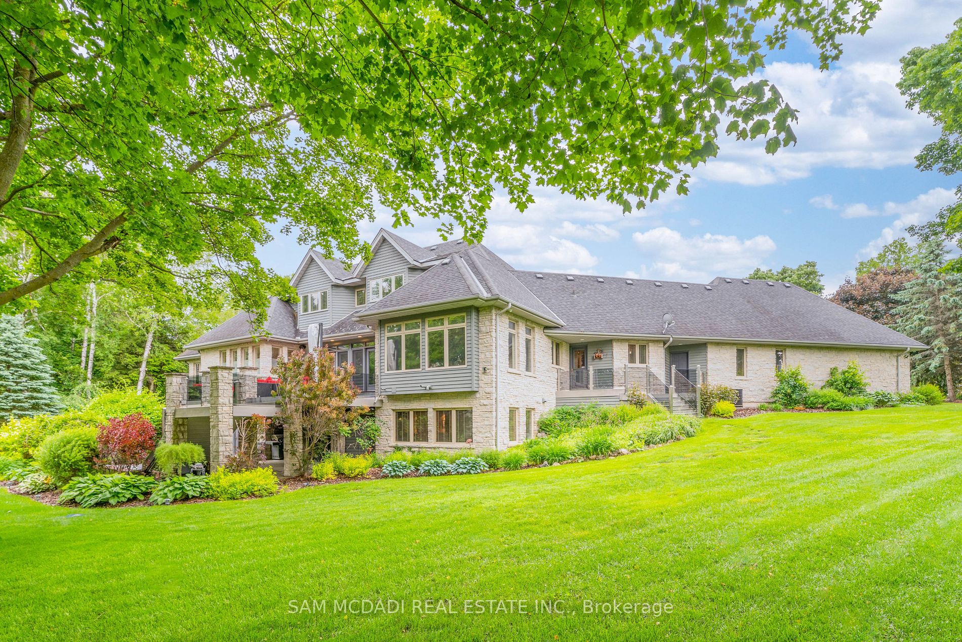 15 Turtle Lake Drive