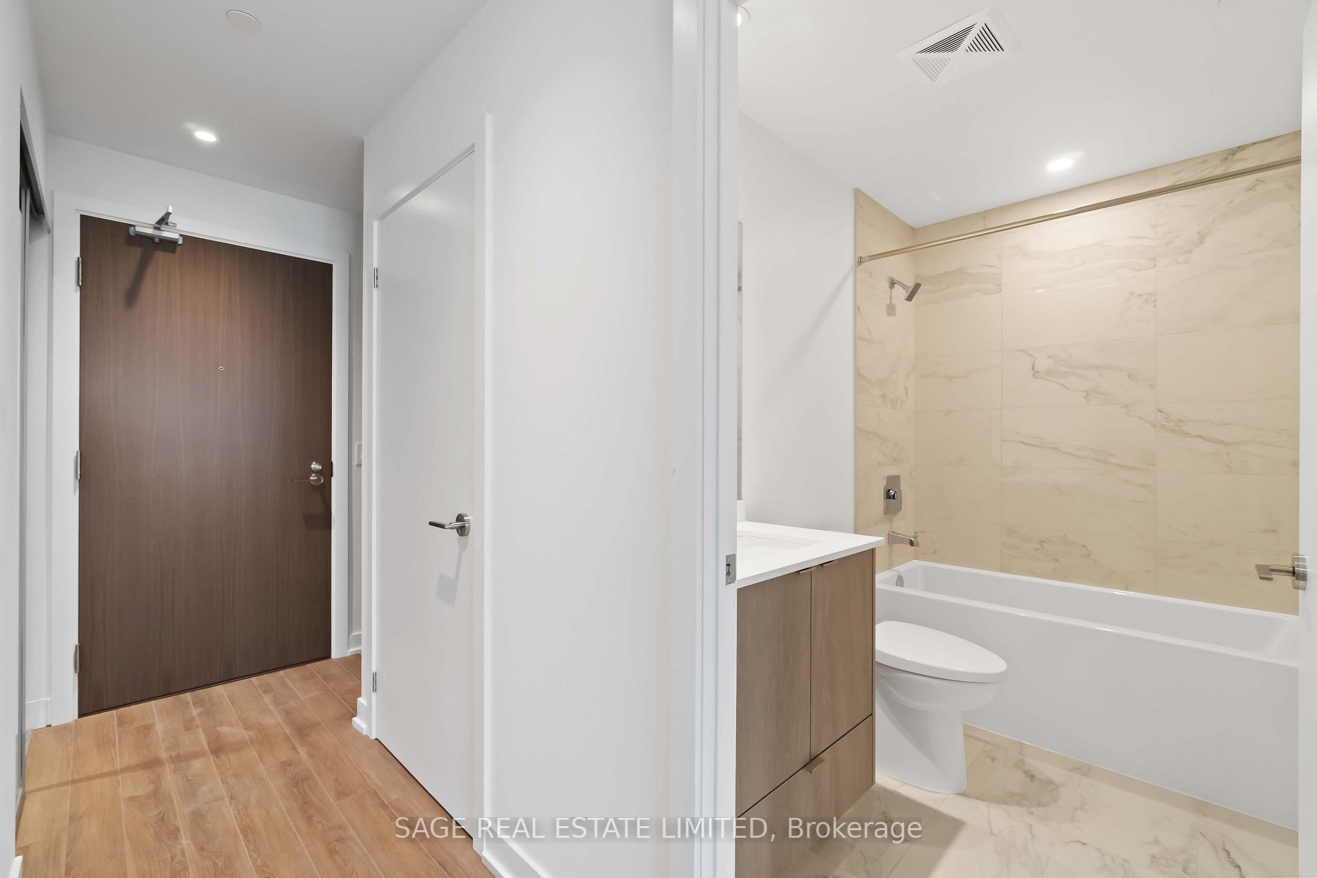 1928 Lake Shore Blvd W, #2711