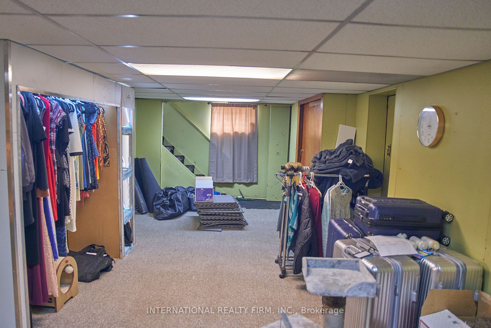 1526 Queen St W