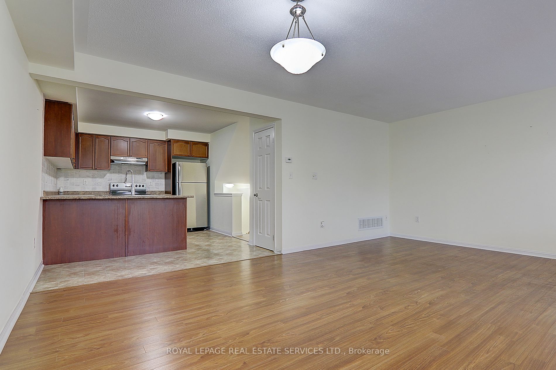 3047 Dewridge Avenue