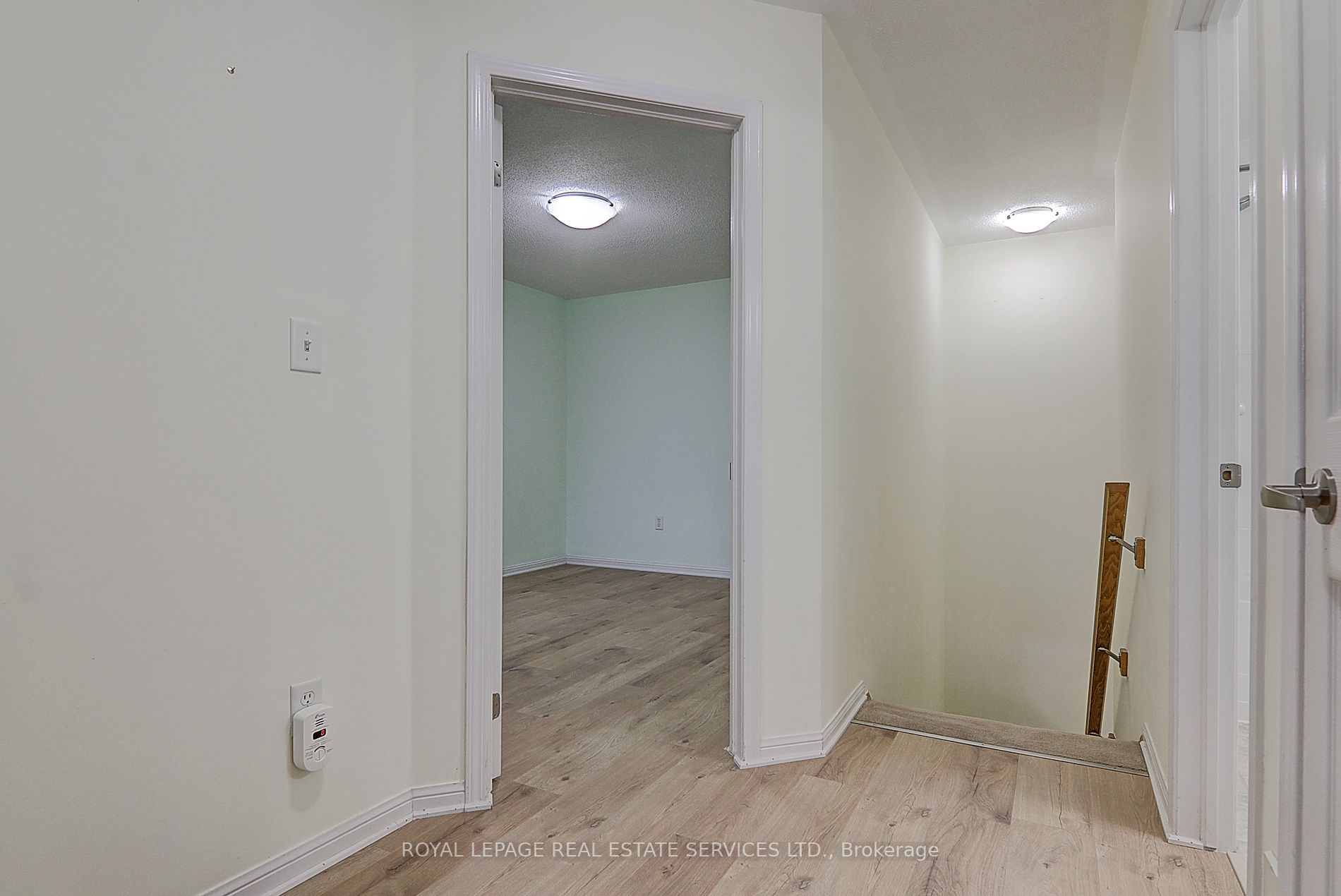3047 Dewridge Avenue