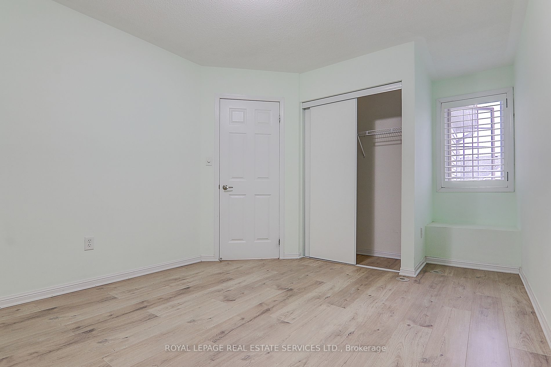 3047 Dewridge Avenue