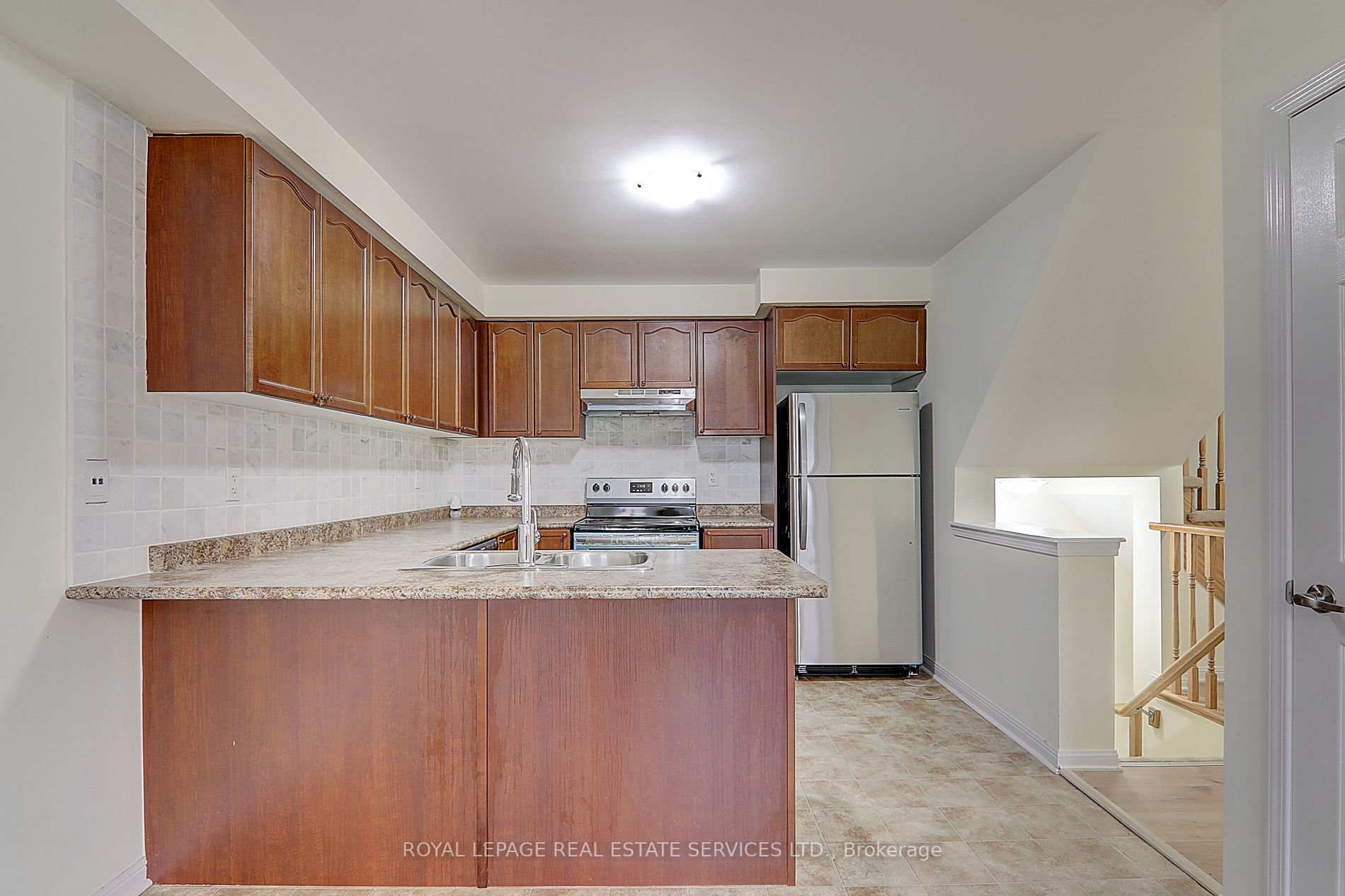 3047 Dewridge Avenue