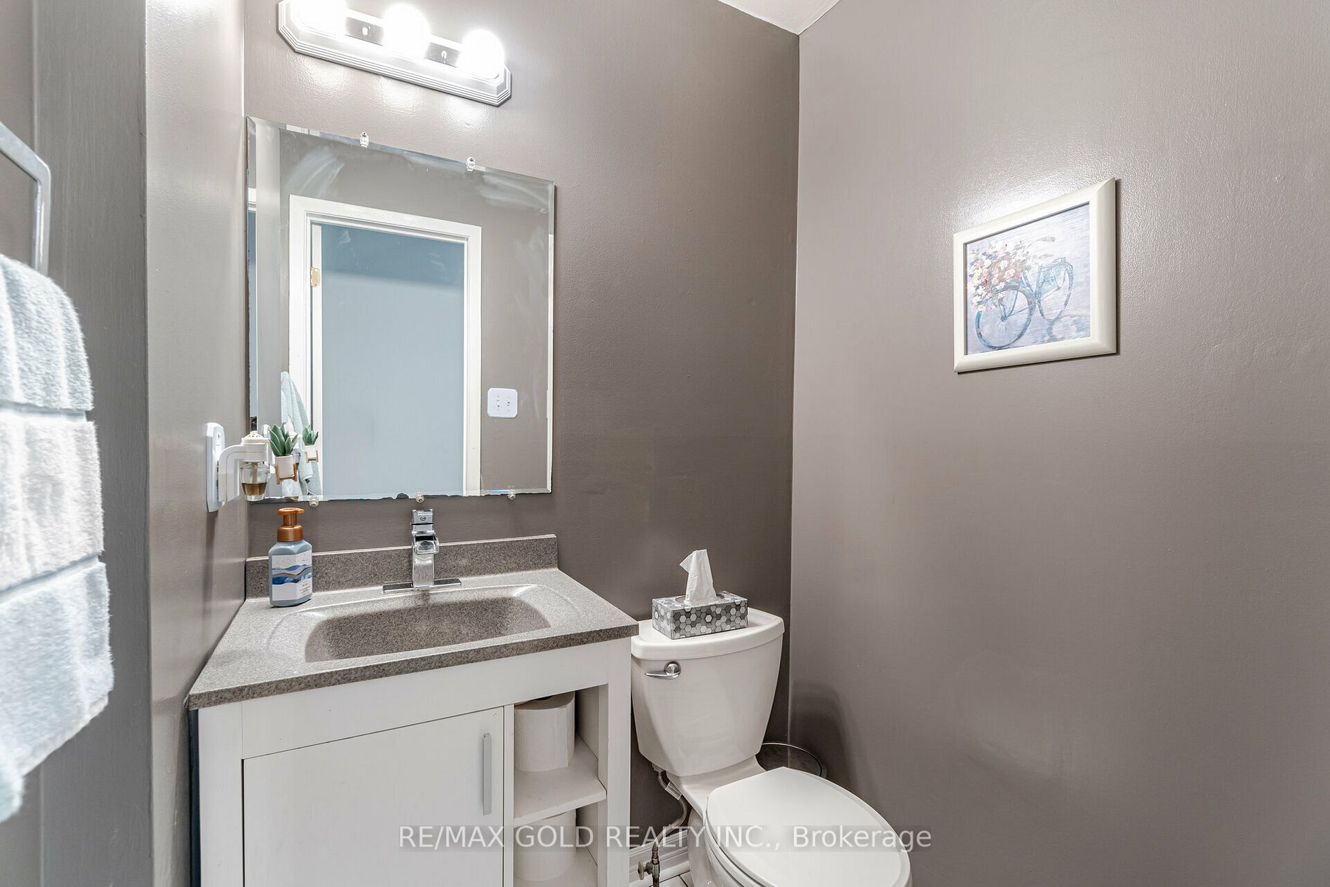 16 Creekview Crt