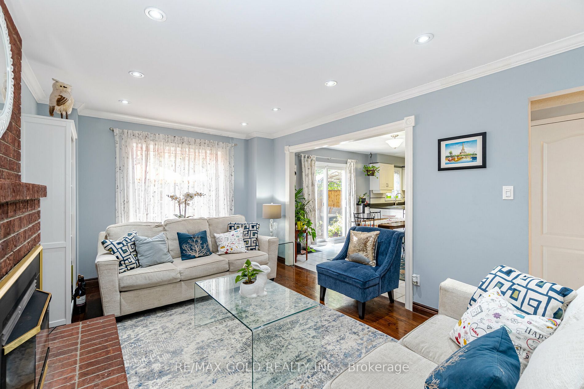 16 Creekview Crt