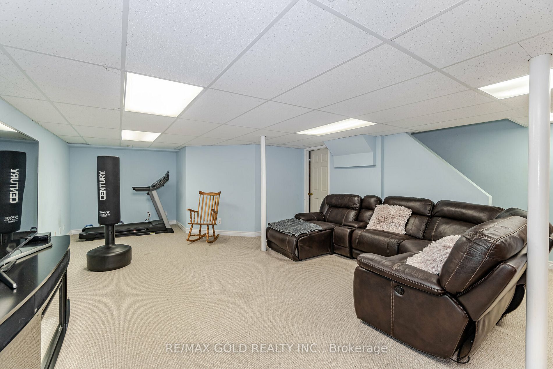 16 Creekview Crt
