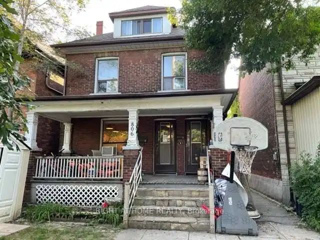 806 Indian Rd