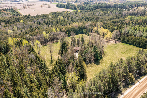 689 Highpoint Sdrd, Caledon