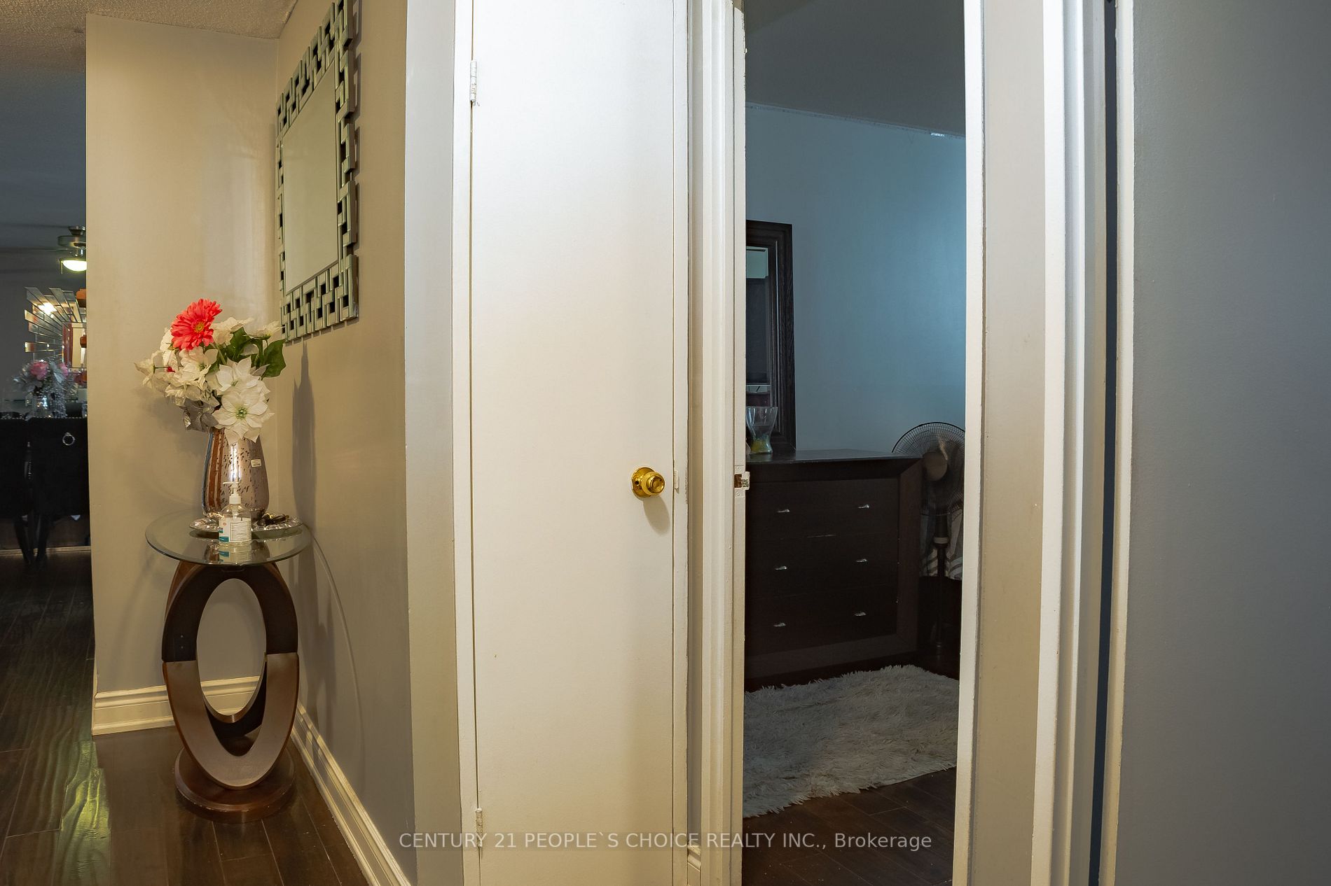 21 Knightsbridge Rd, #907