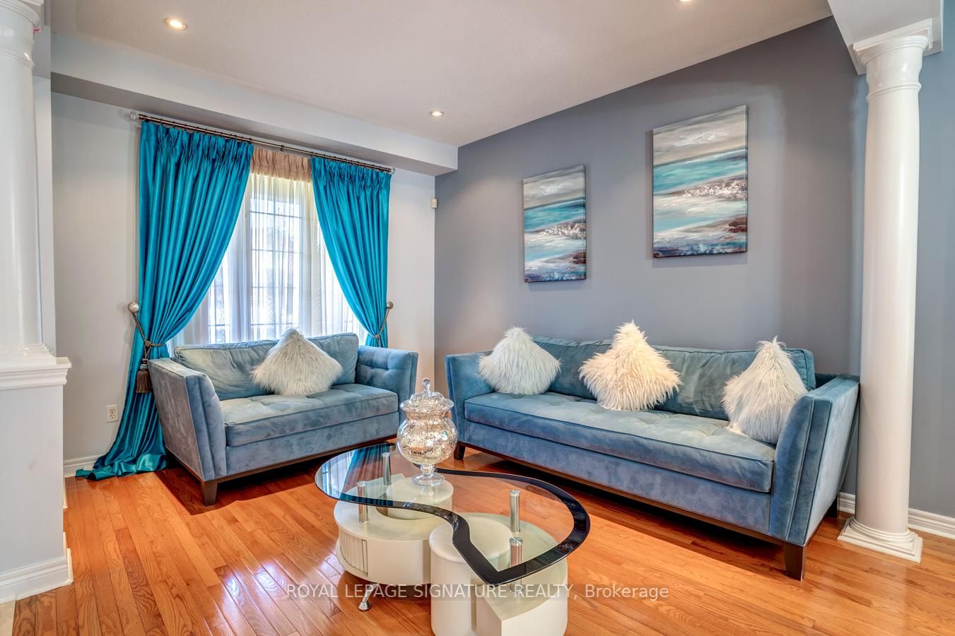 34 Modesto Cres N