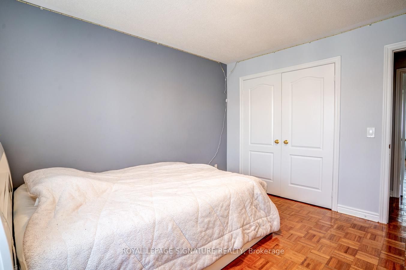 34 Modesto Cres N