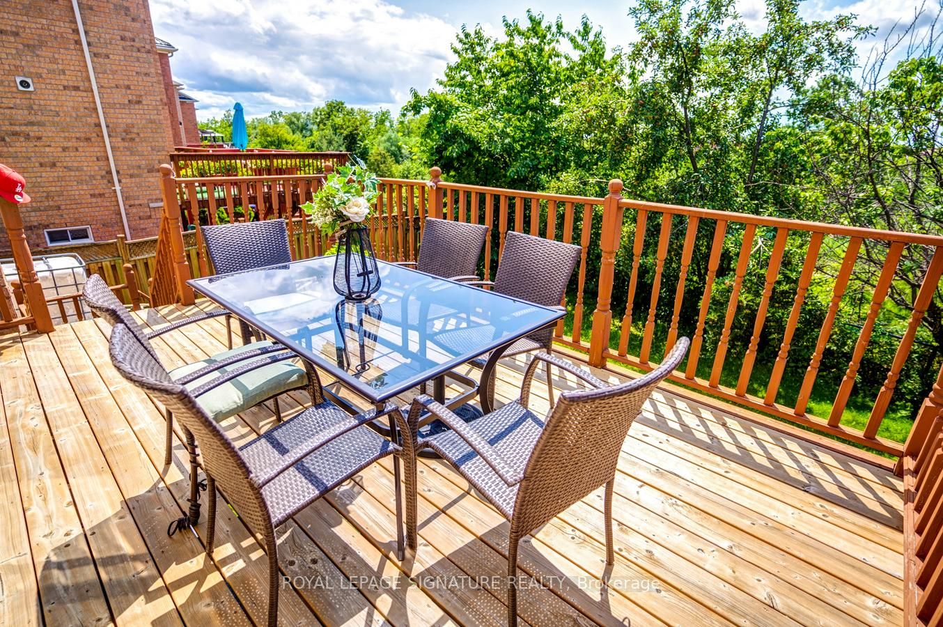 34 Modesto Cres N